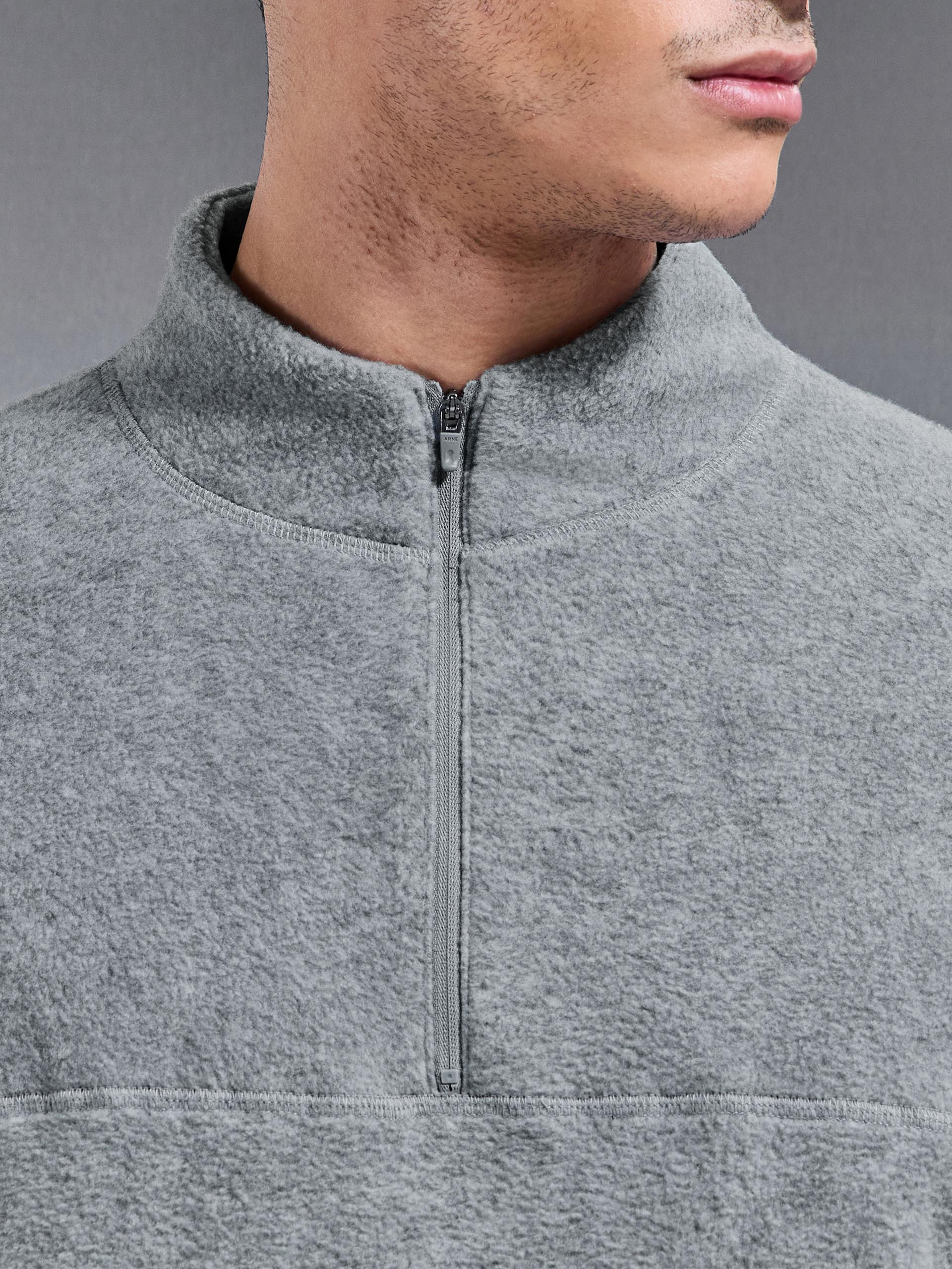 Mens Fleece Relaxed Fit Half Zip in Grey Marl