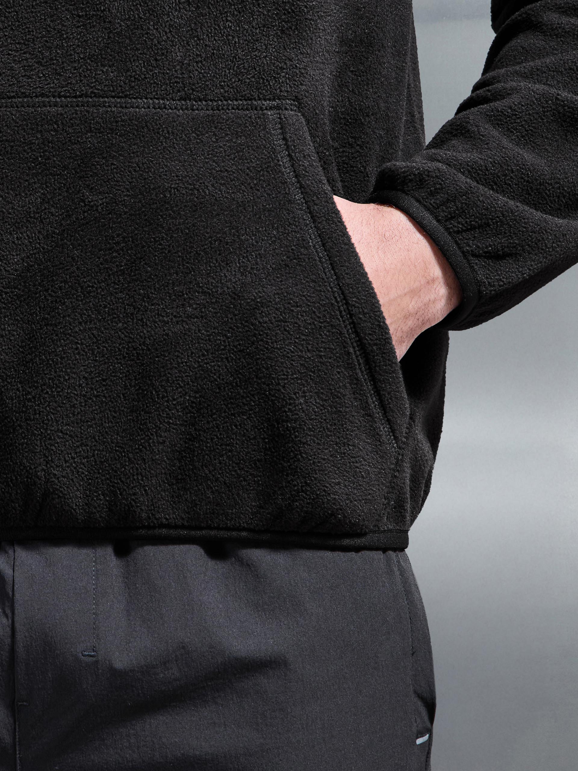 Mens Fleece Relaxed Fit Hoodie in Black