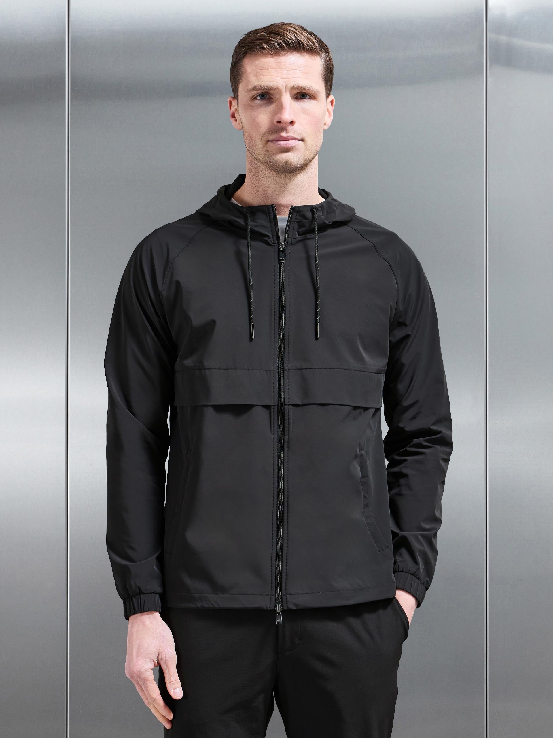 Mens Flex Shell Windbreaker in Black