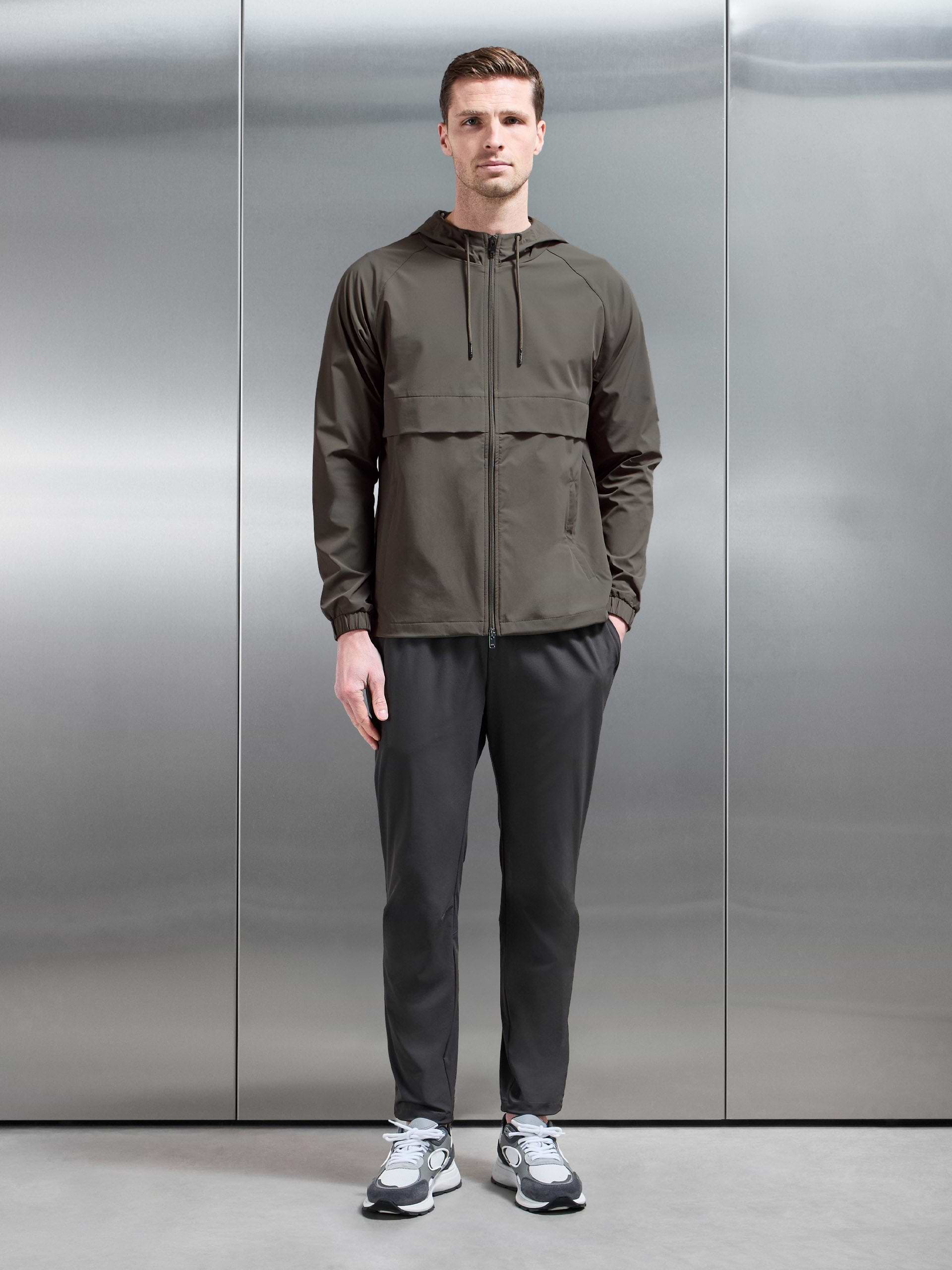 Flex Shell Windbreaker in Olive