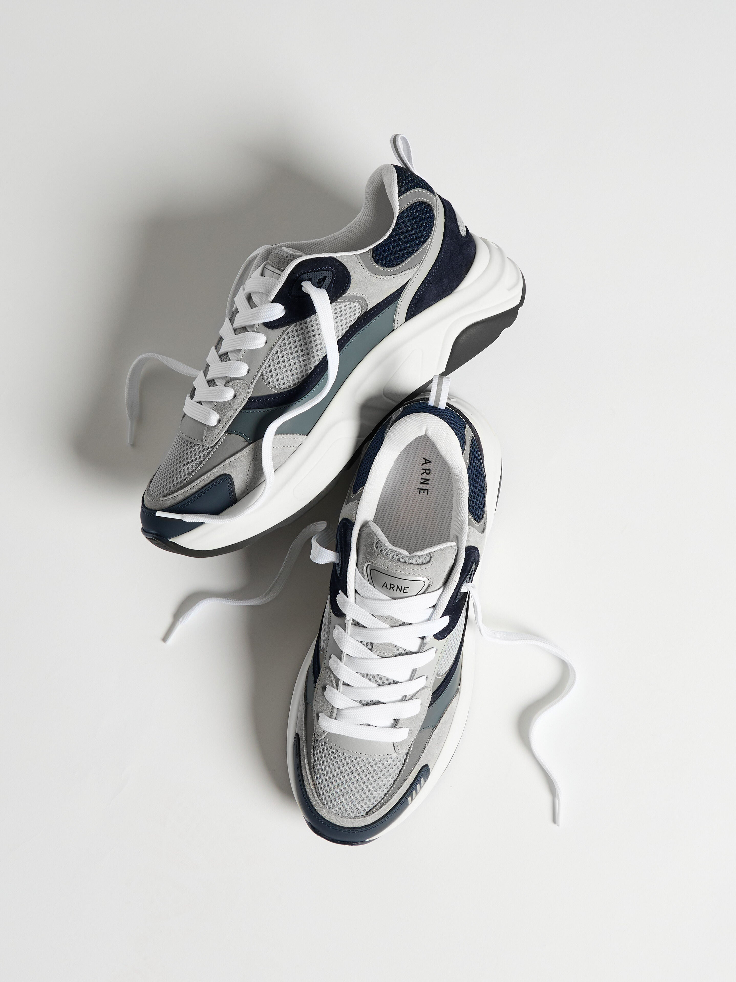 Mens Flow Runner in Air Force Blue