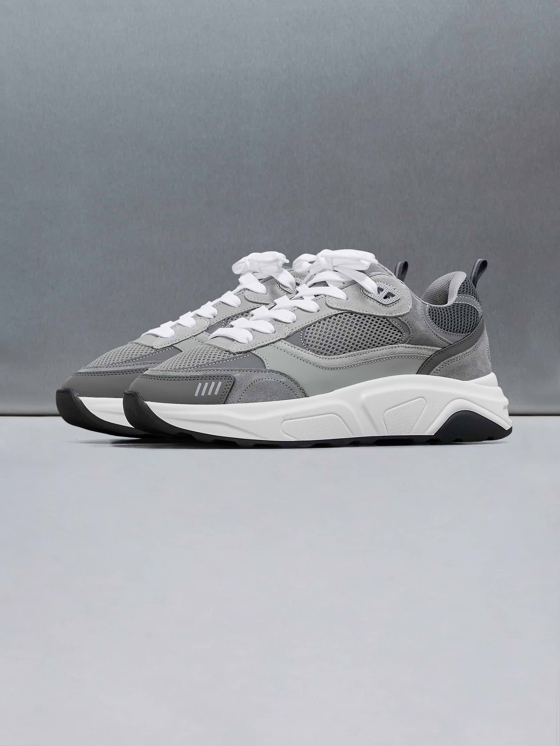Flow Runner in Stone