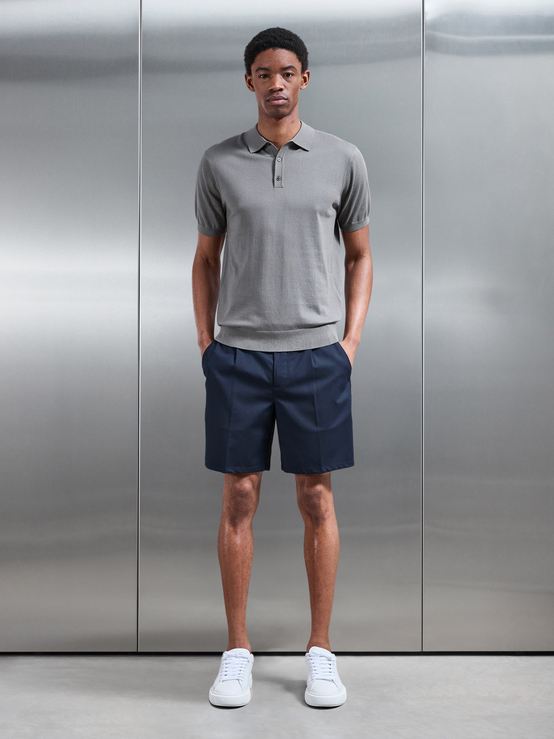 Mens Formal Stretch Side Adjuster Short in Navy