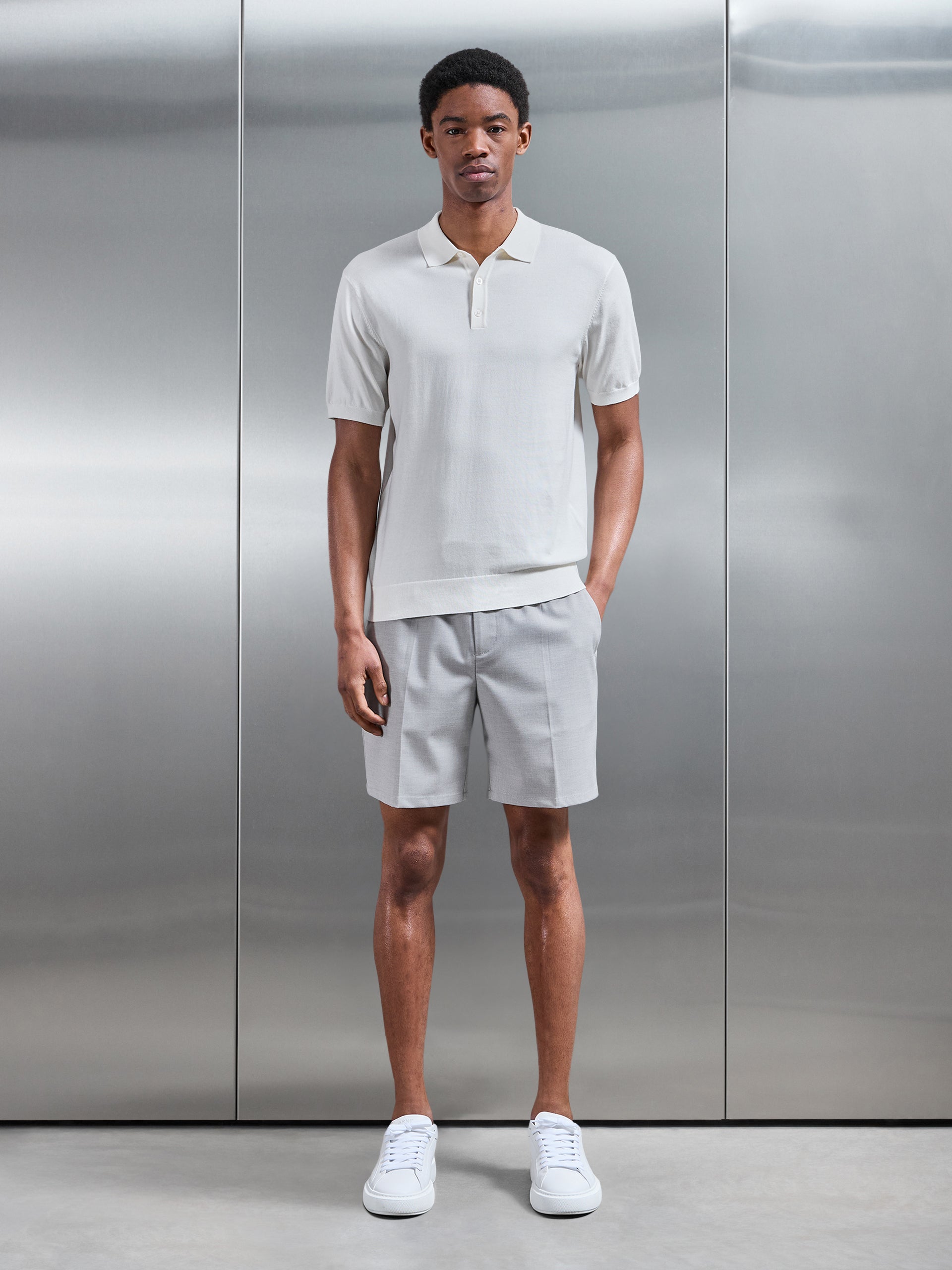 Mens Formal Stretch Side Adjuster Short in Stone