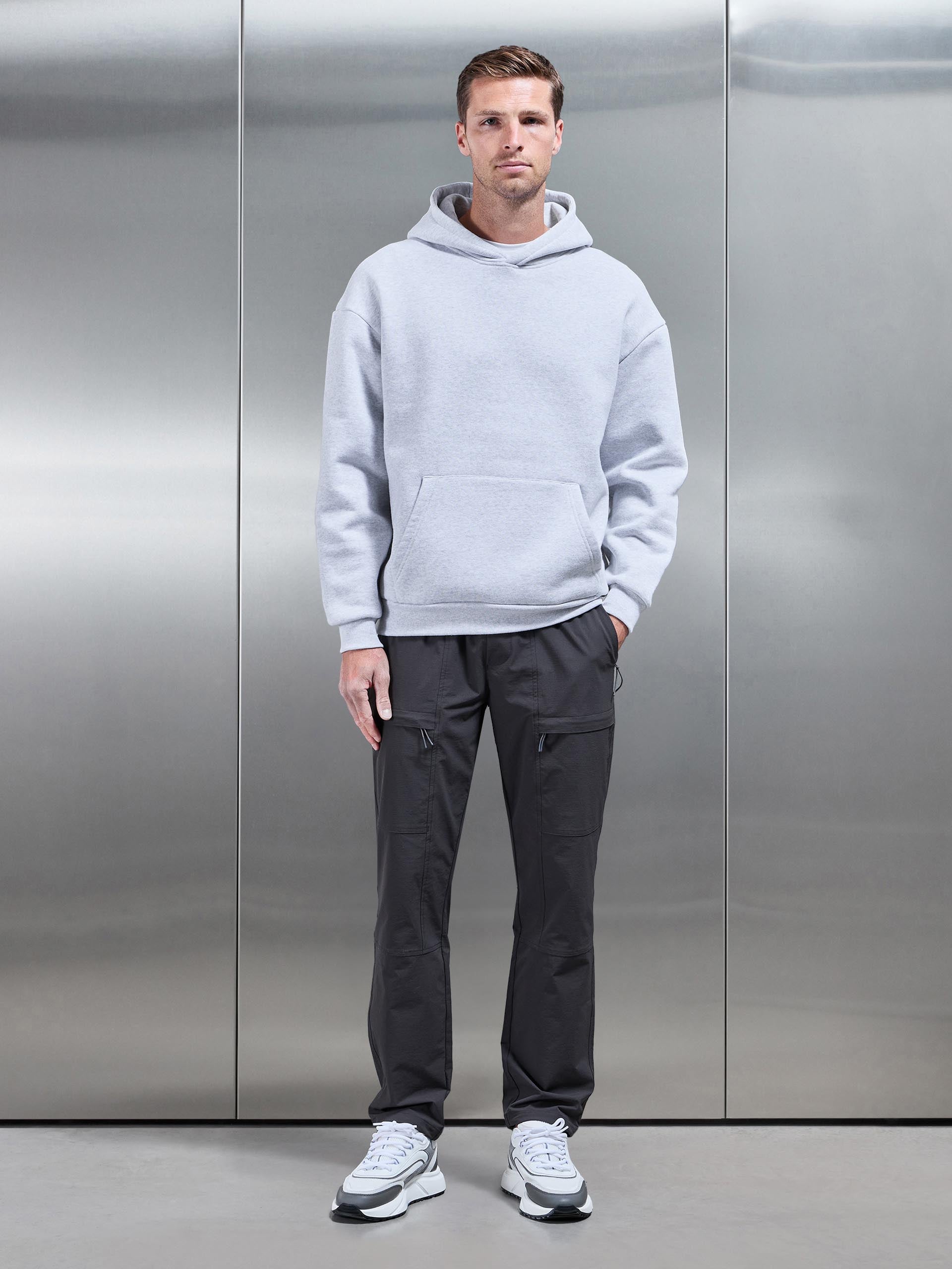 Mens Front Pocket Technical Cargo Pant in Grey