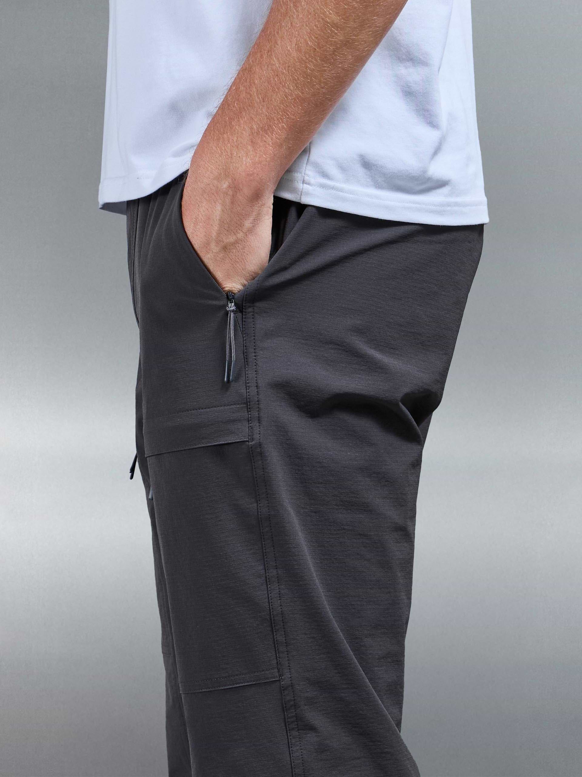 Front Pocket Technical Cargo Pant in Grey