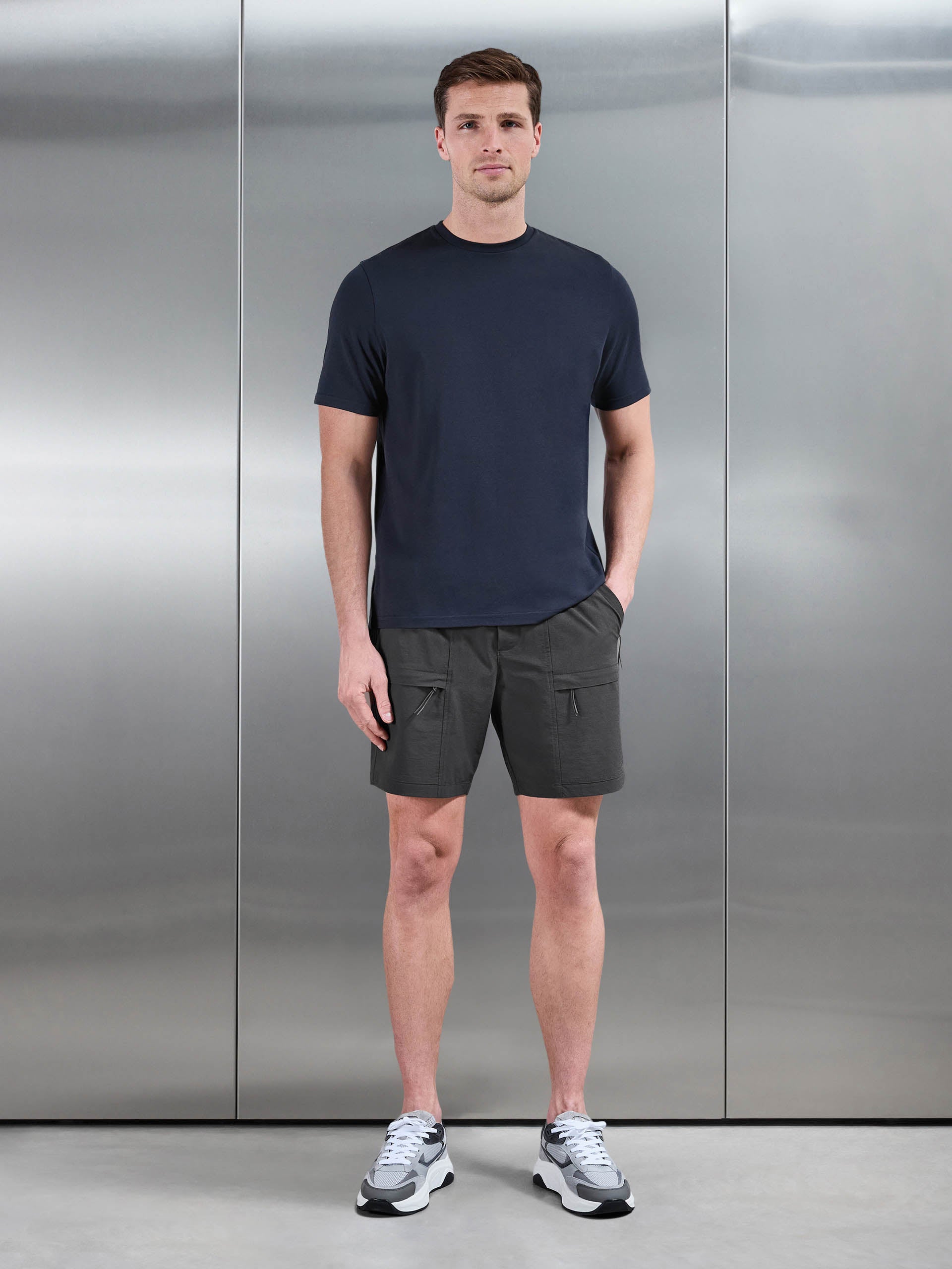 Mens Front Pocket Technical Cargo Short in Grey