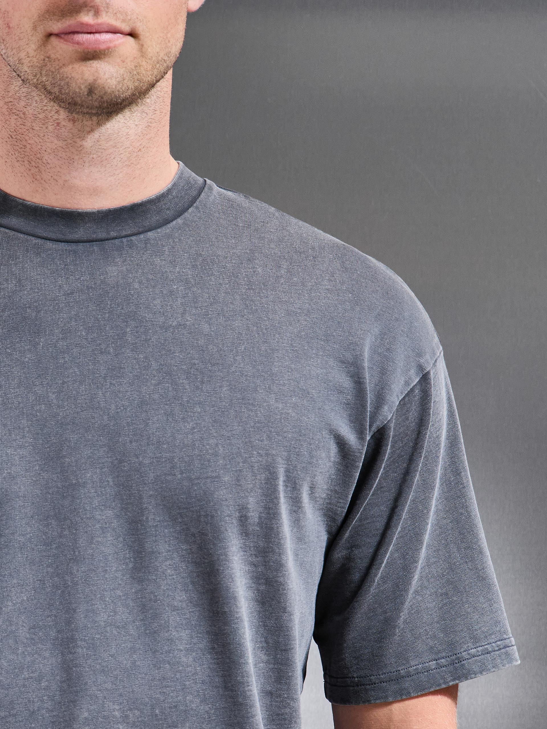 Mens Garment Dye Relaxed T-Shirt in Grey