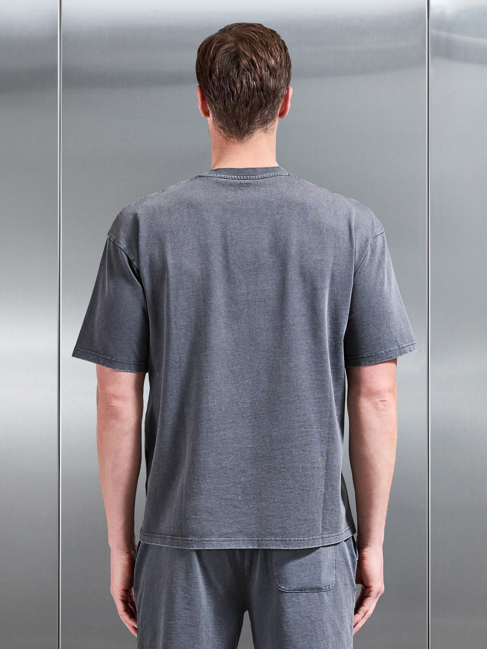 Mens Garment Dye Relaxed T-Shirt in Grey