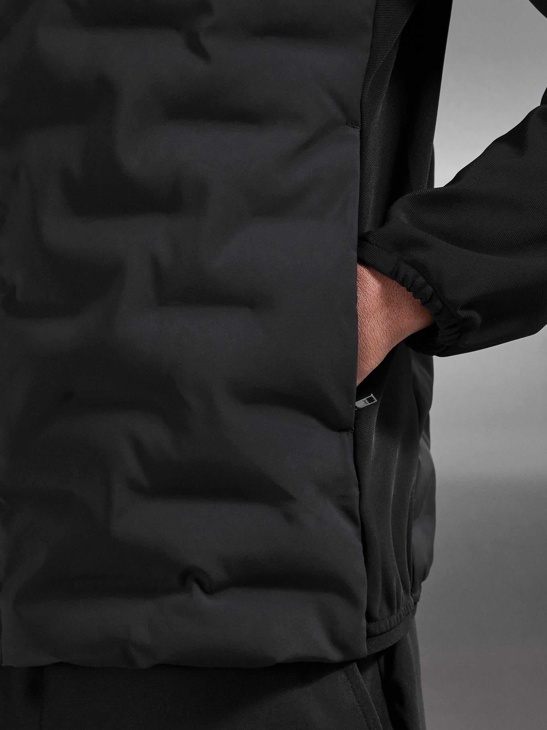 Mens Golf Hybrid Jacket in Black