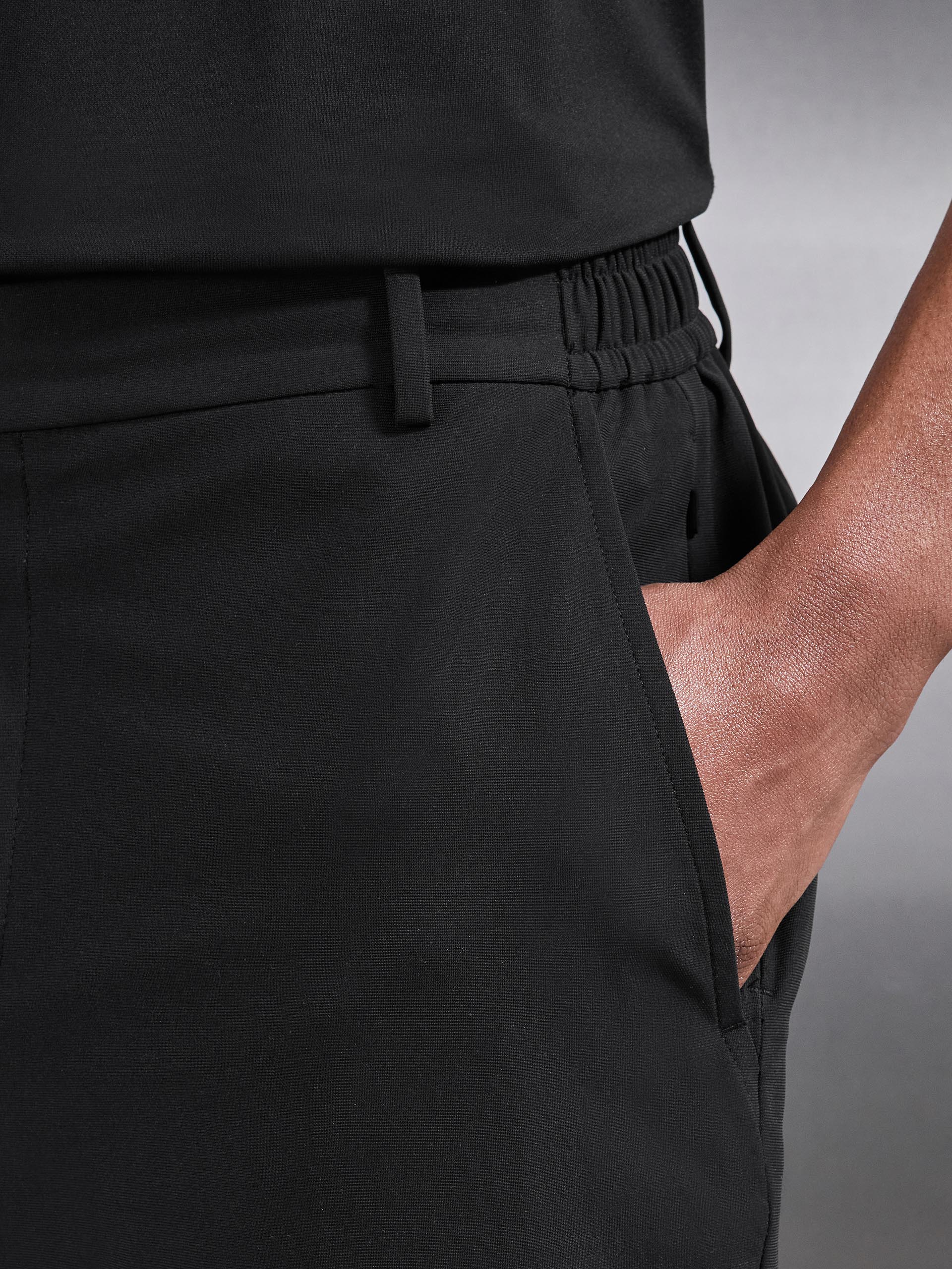 Mens Golf Trouser in Black