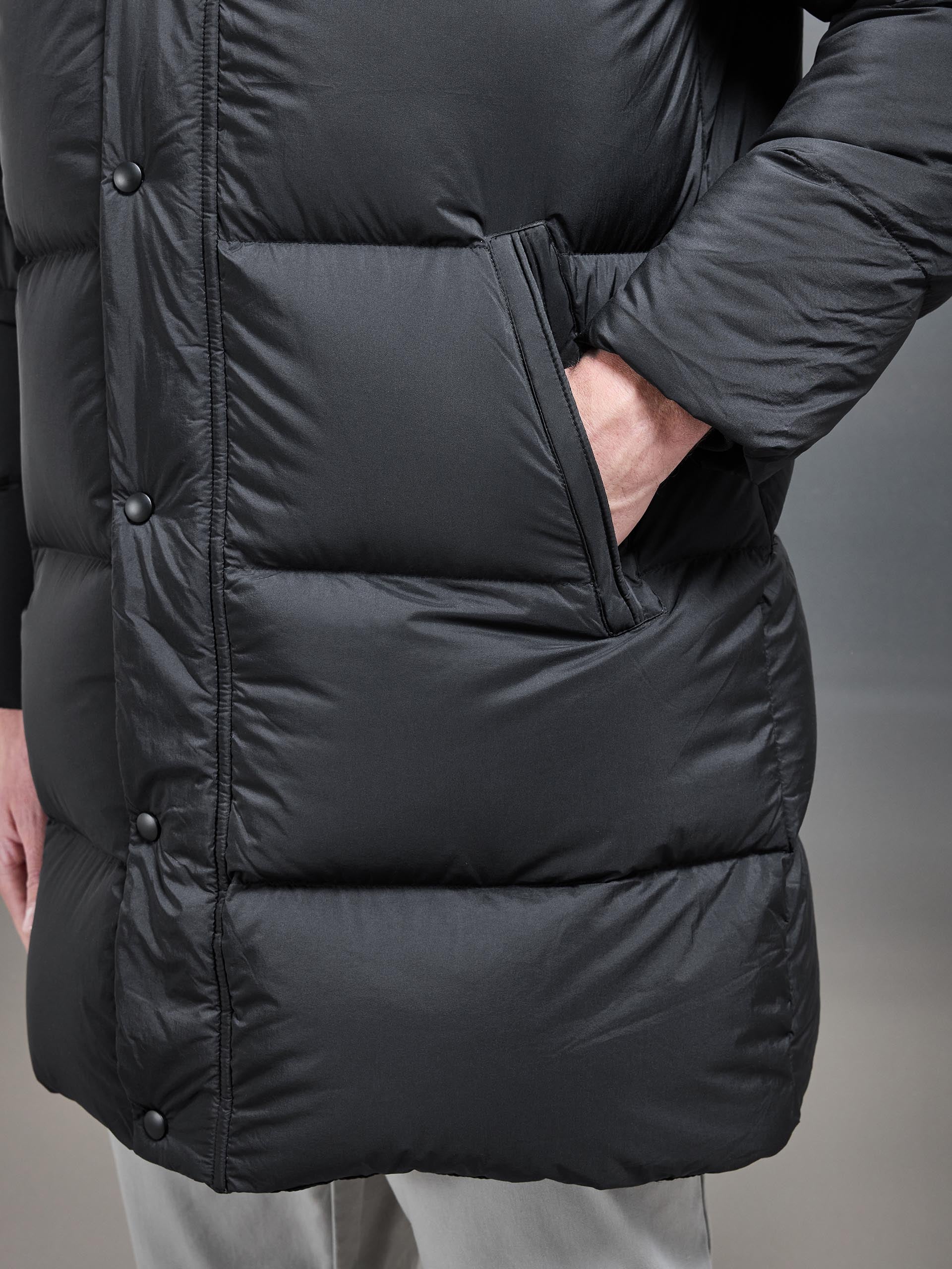 Mens Goose Down Mid Length Jacket in Black