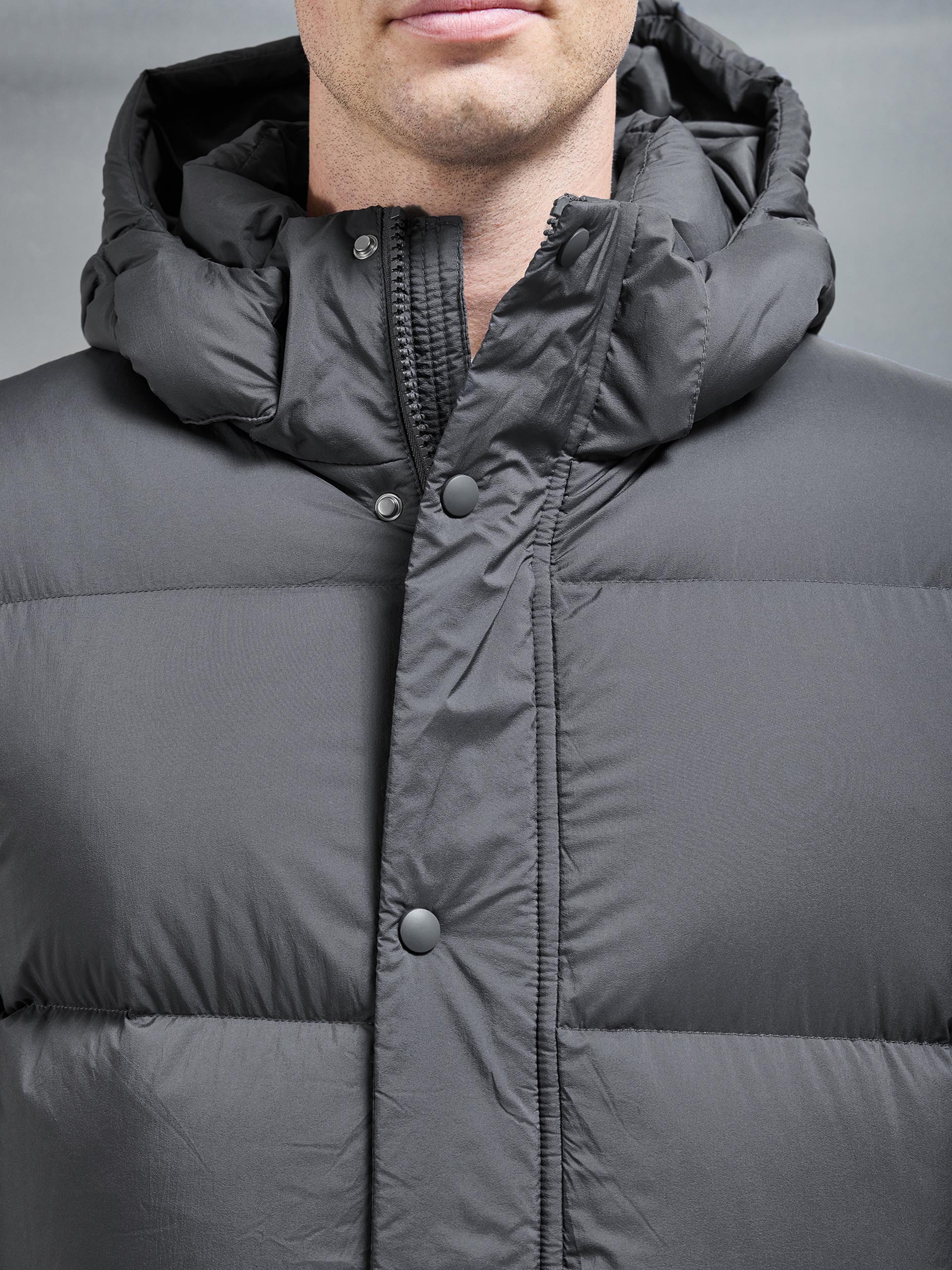 Mens Goose Down Mid Length Jacket in Grey