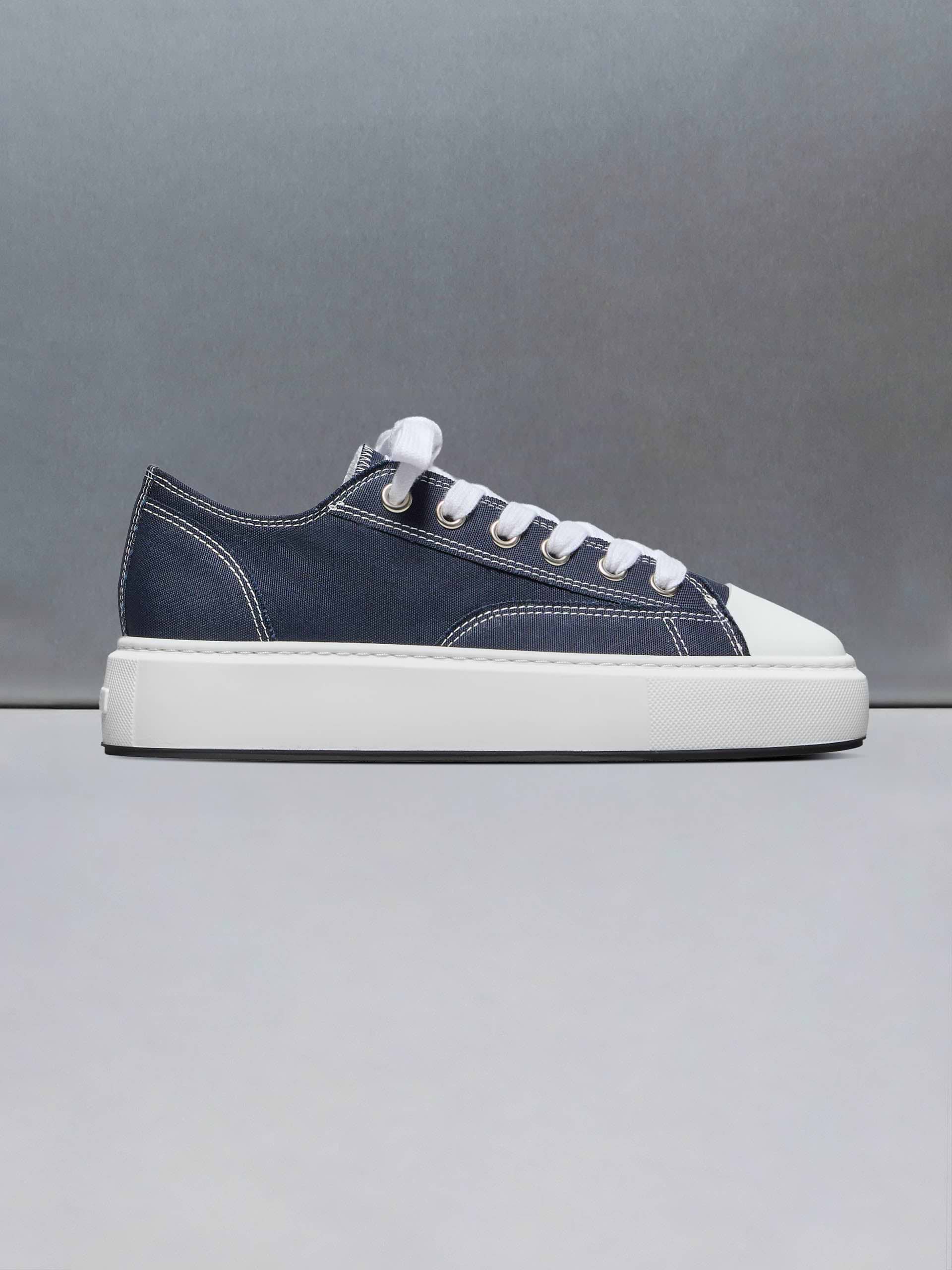 Homerun in Navy