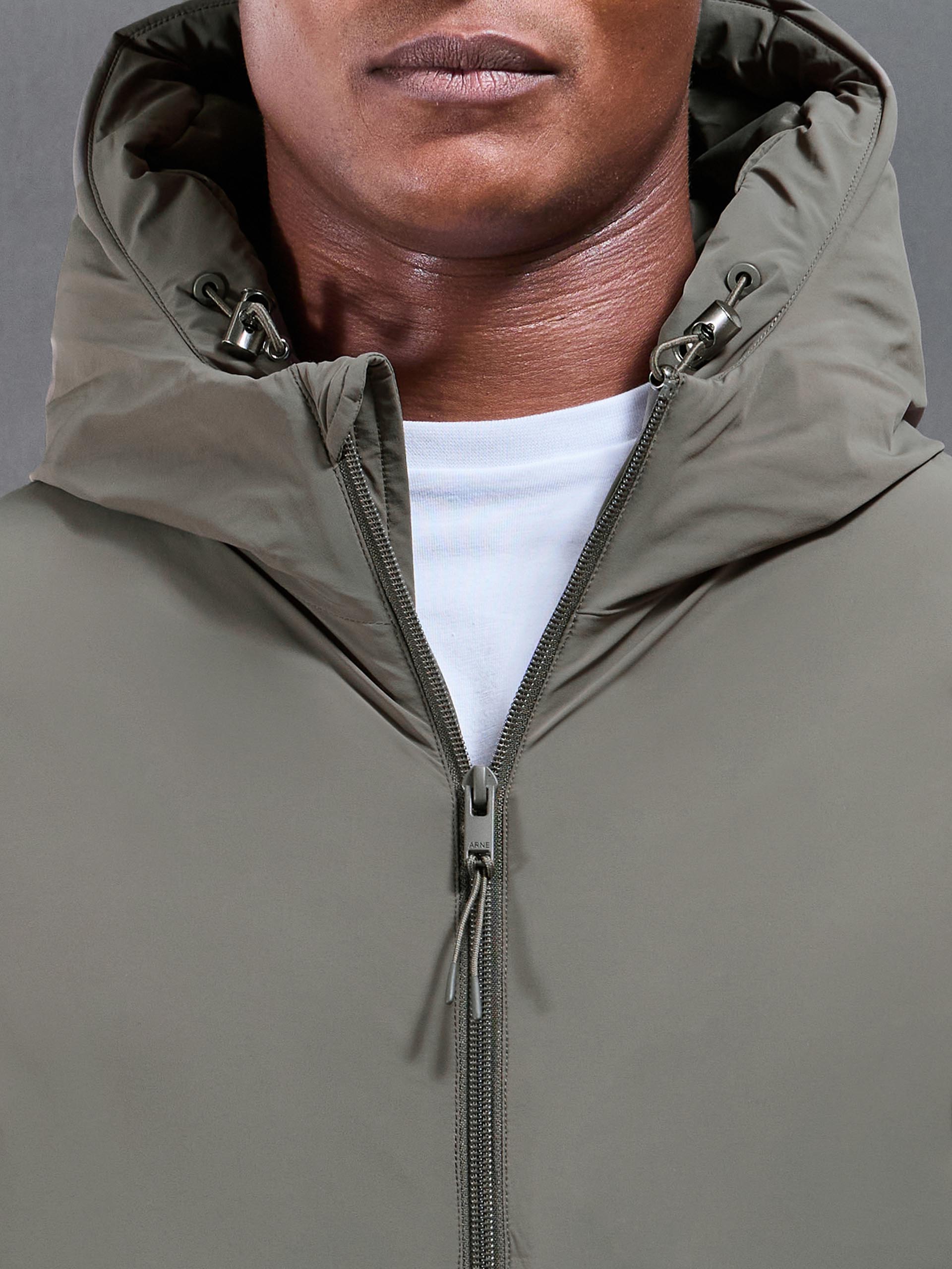 Mens Hooded Puffer Jacket in Olive