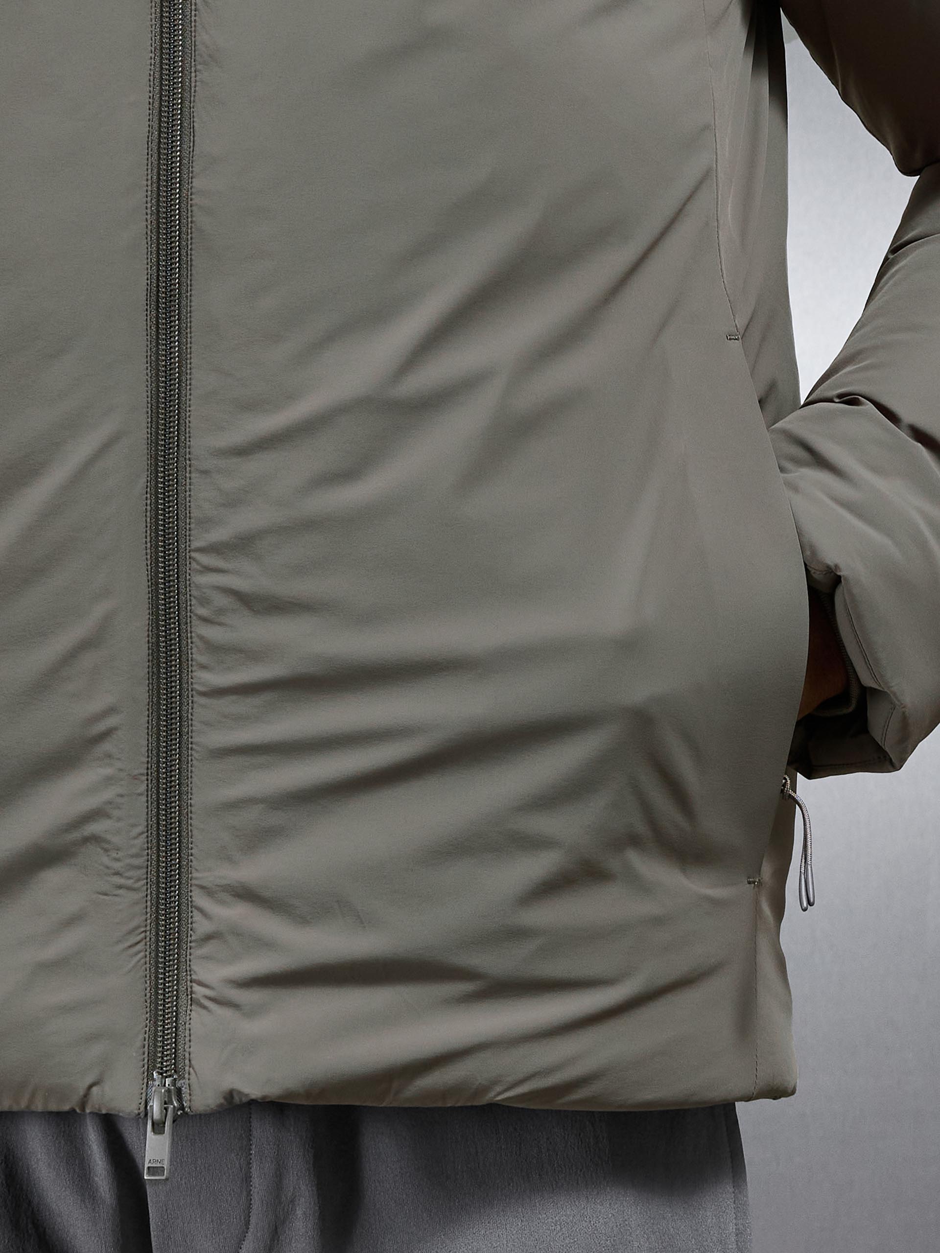 Mens Hooded Puffer Jacket in Olive