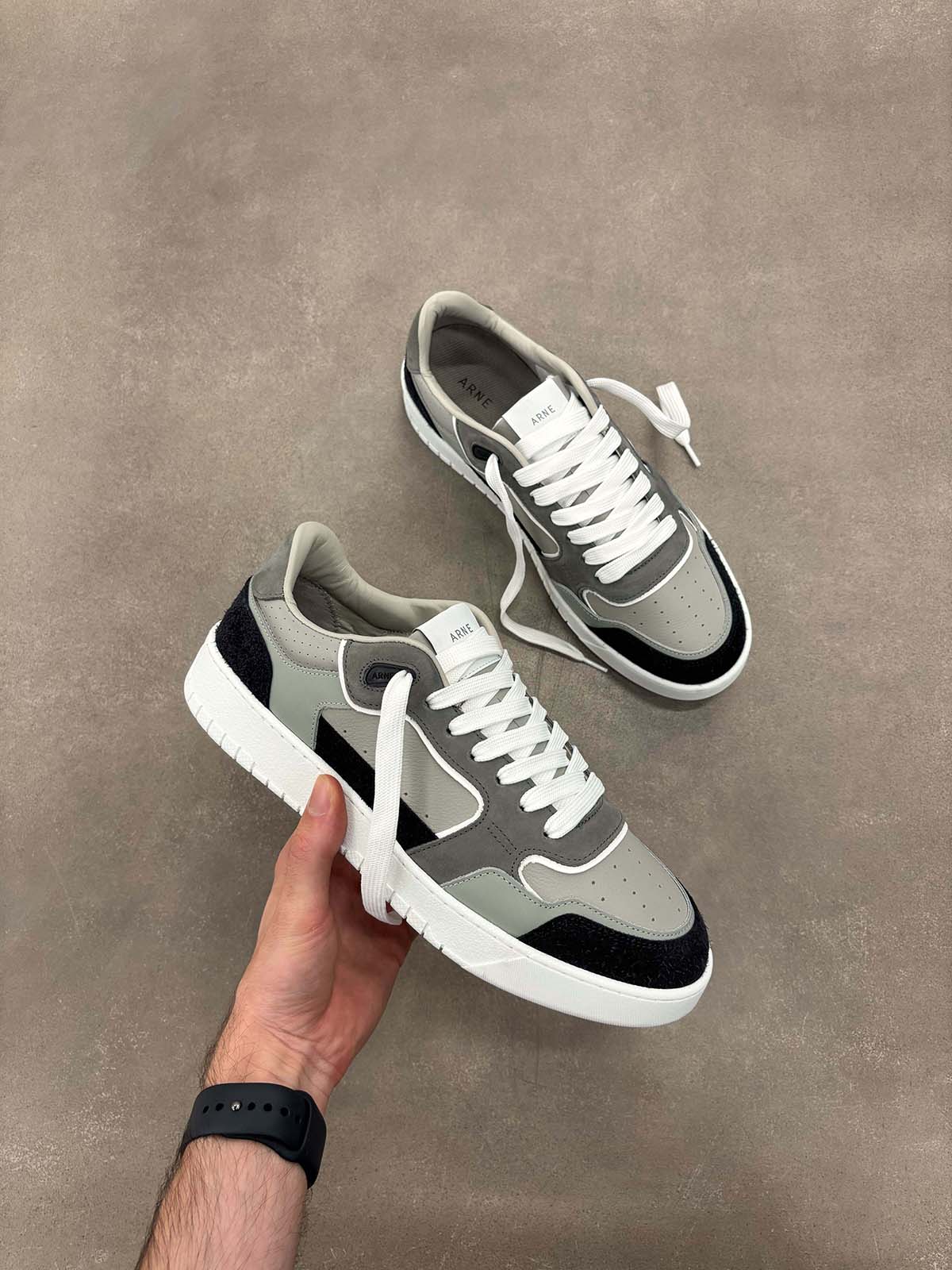 Mens Hoop Trainer in Olive