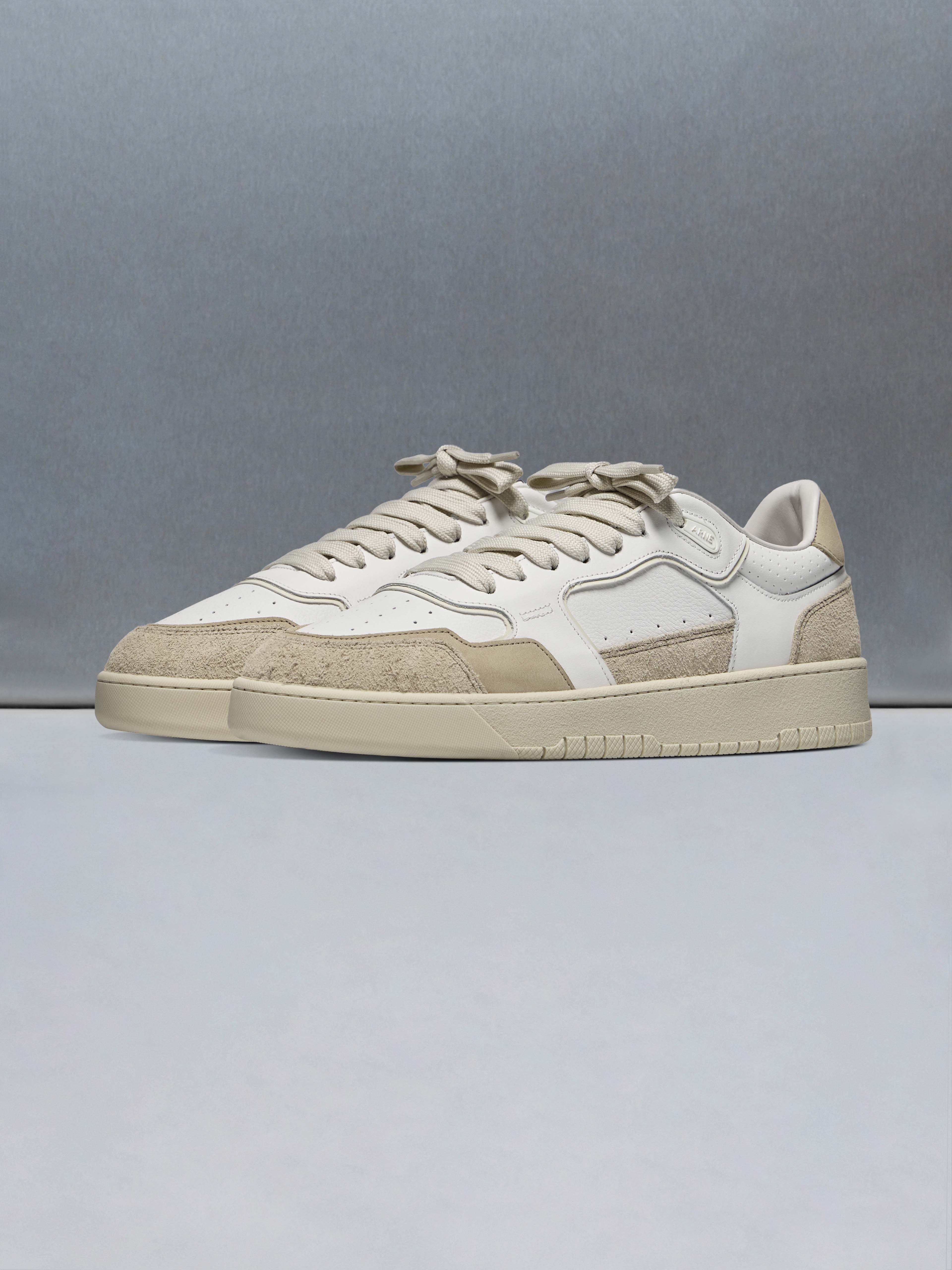 Mens Hoop Trainer in White Beige