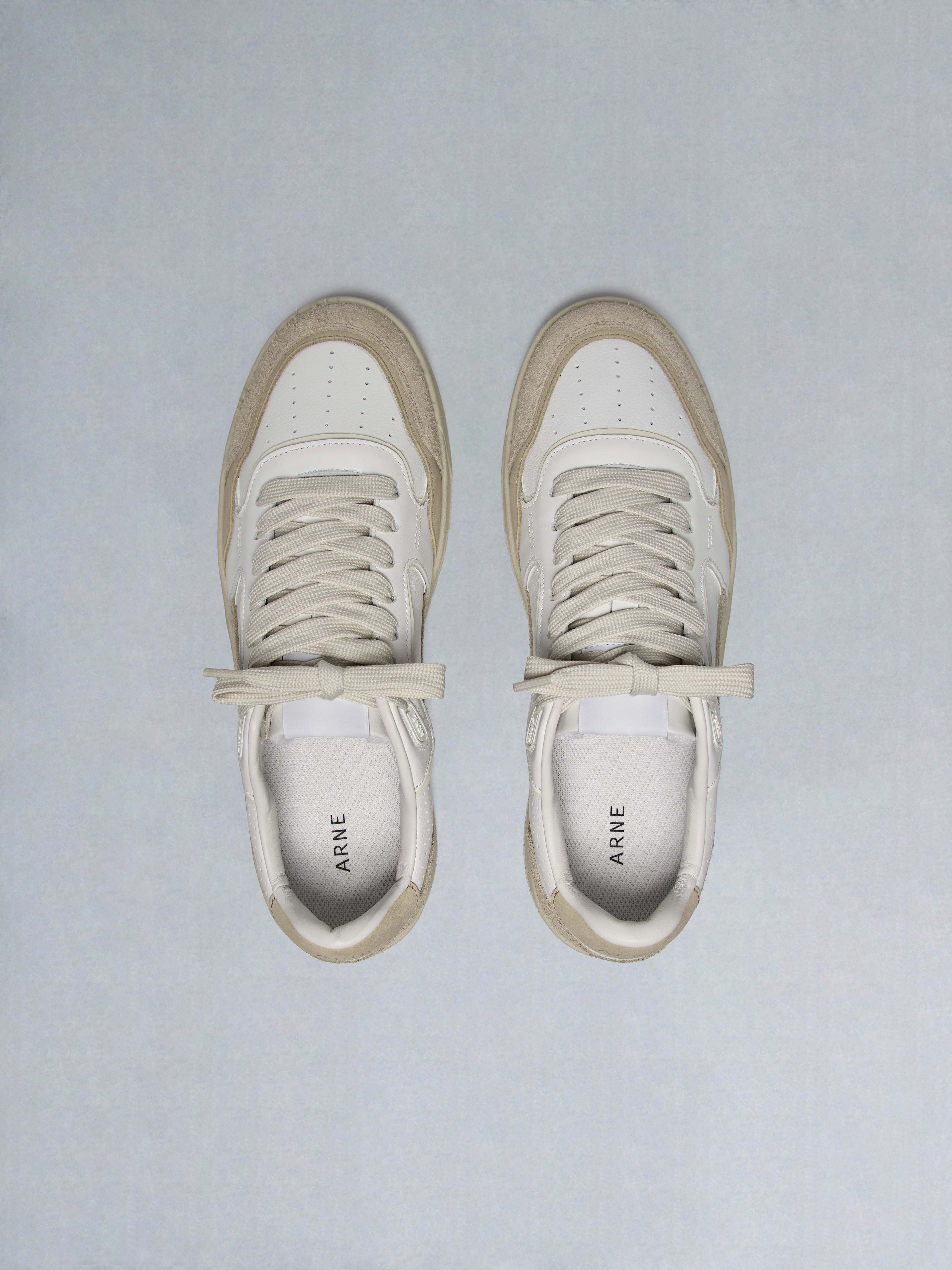 Hoop Trainer in White Beige