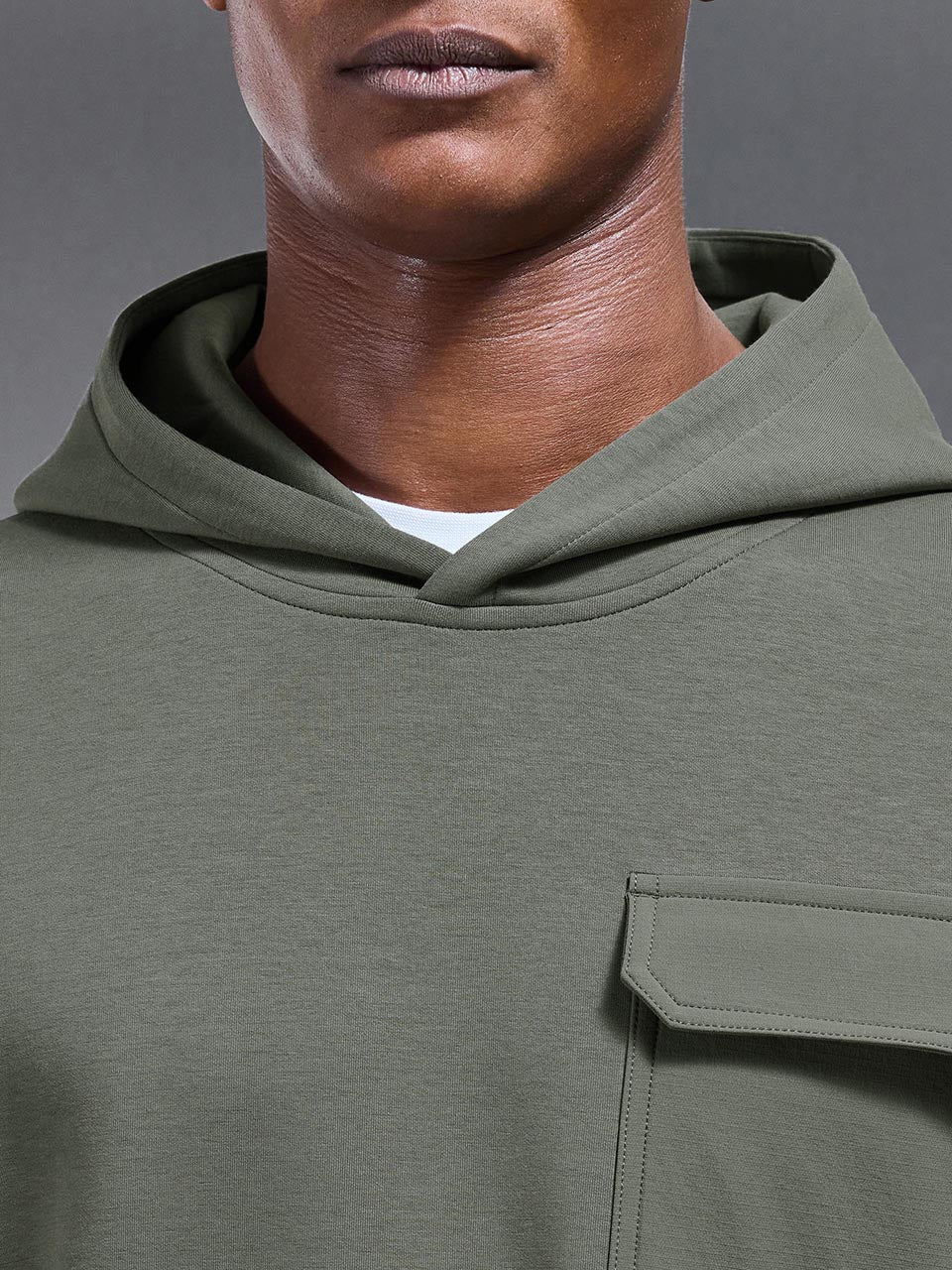 Mens Hybrid Cargo Hoodie in Olive