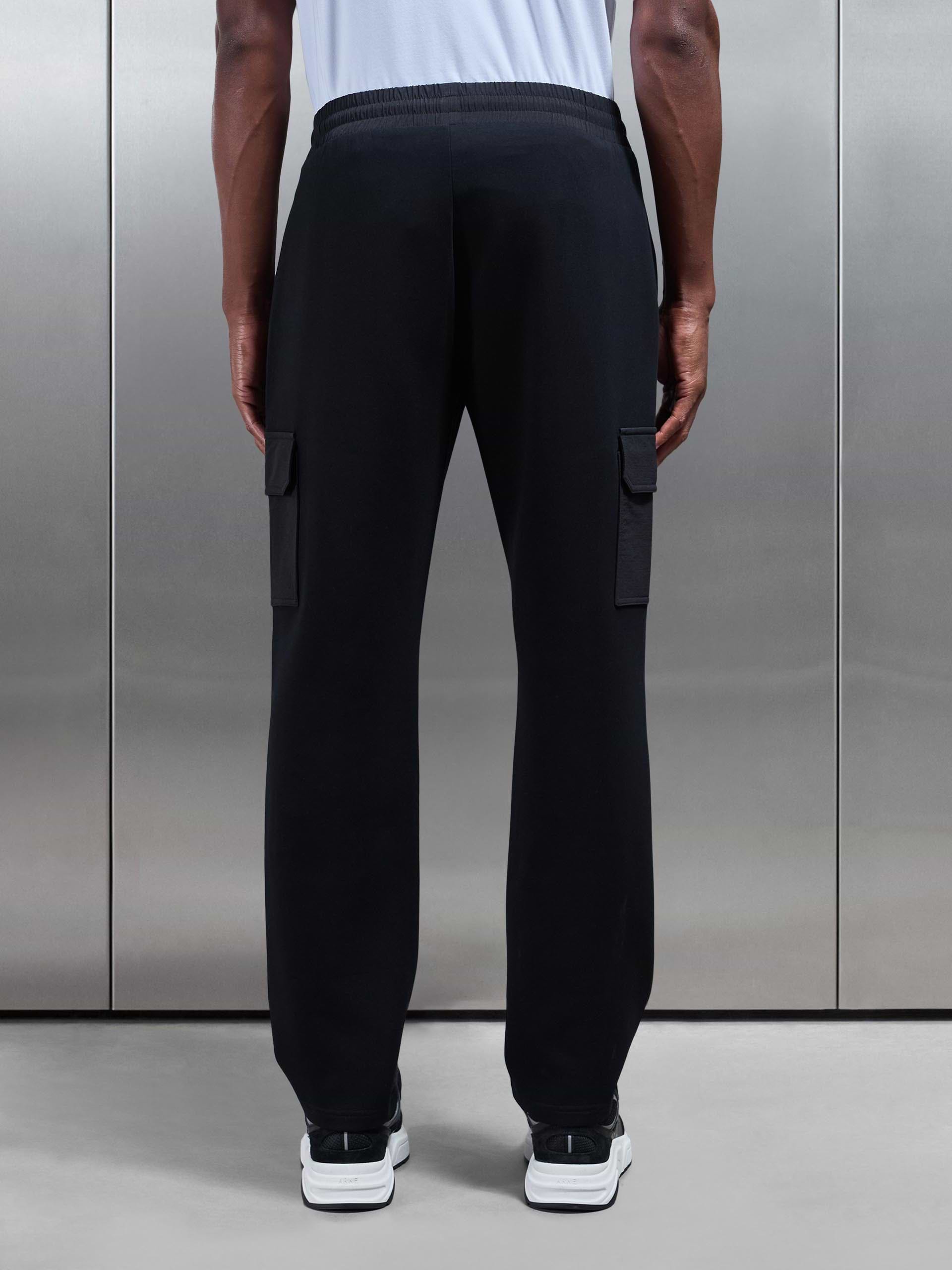 Hybrid Cargo Jogger in Black