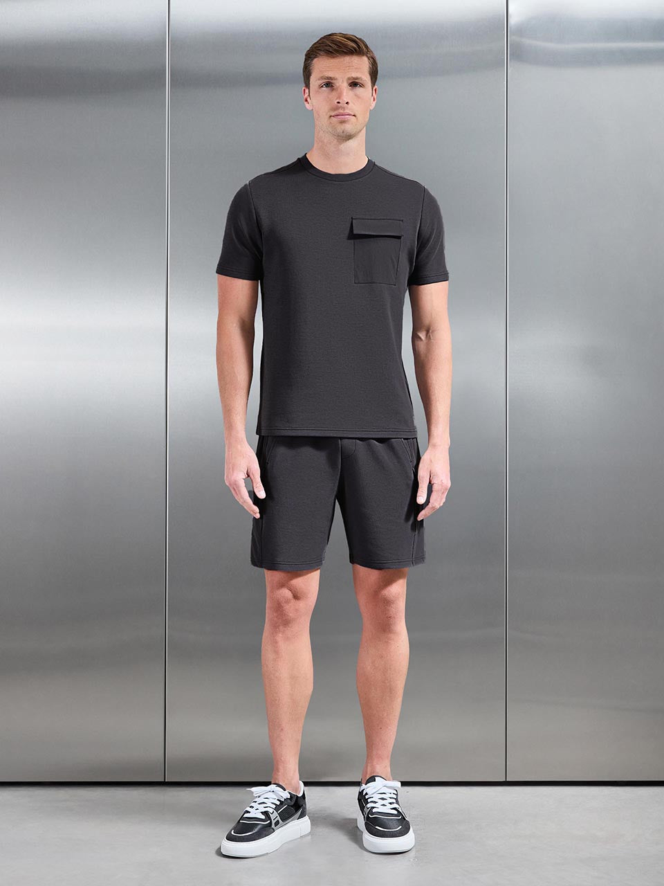Mens Hybrid Cargo T-Shirt in Black