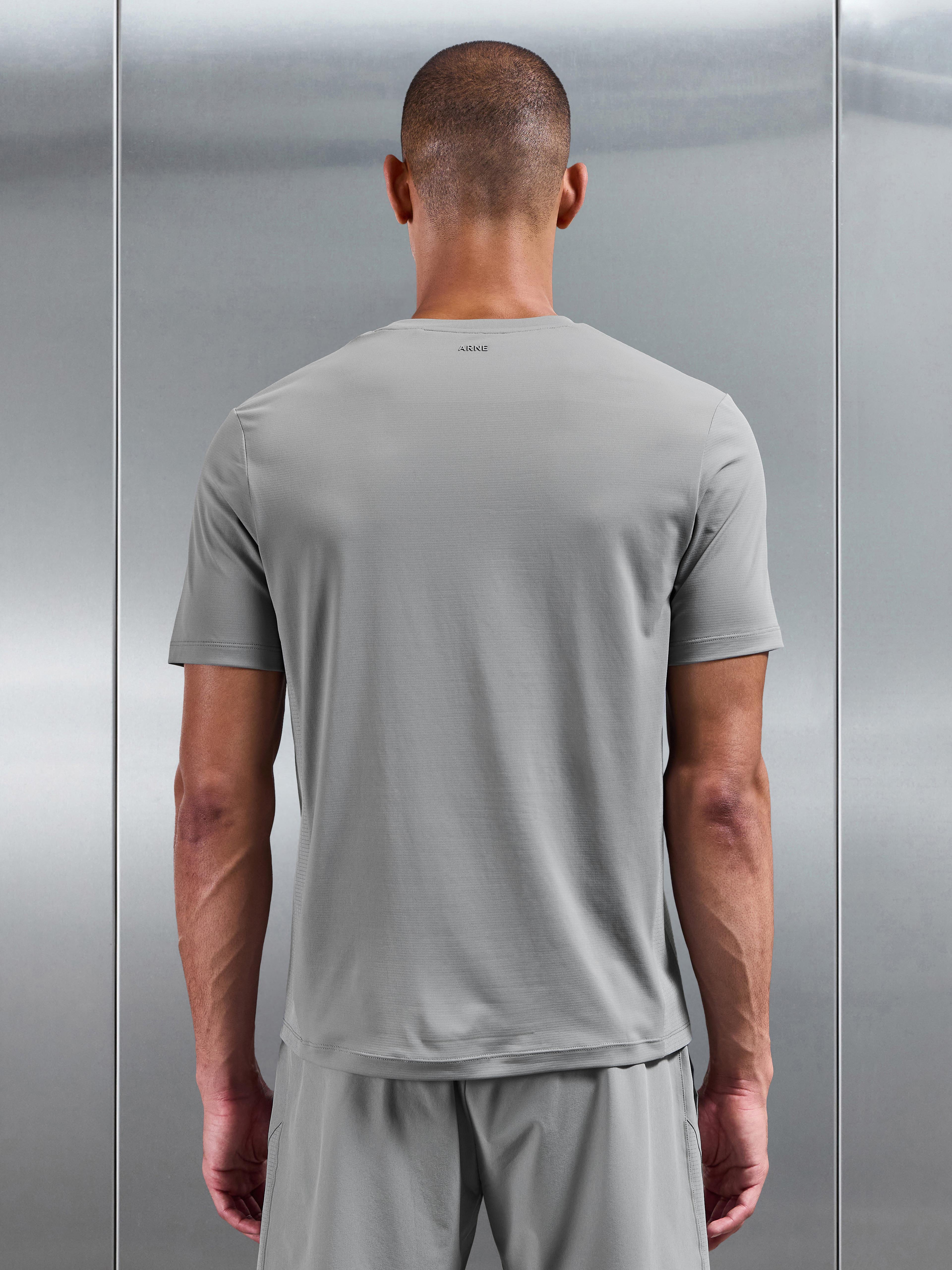 Mens Hybrid Mesh T-Shirt in Mid Grey