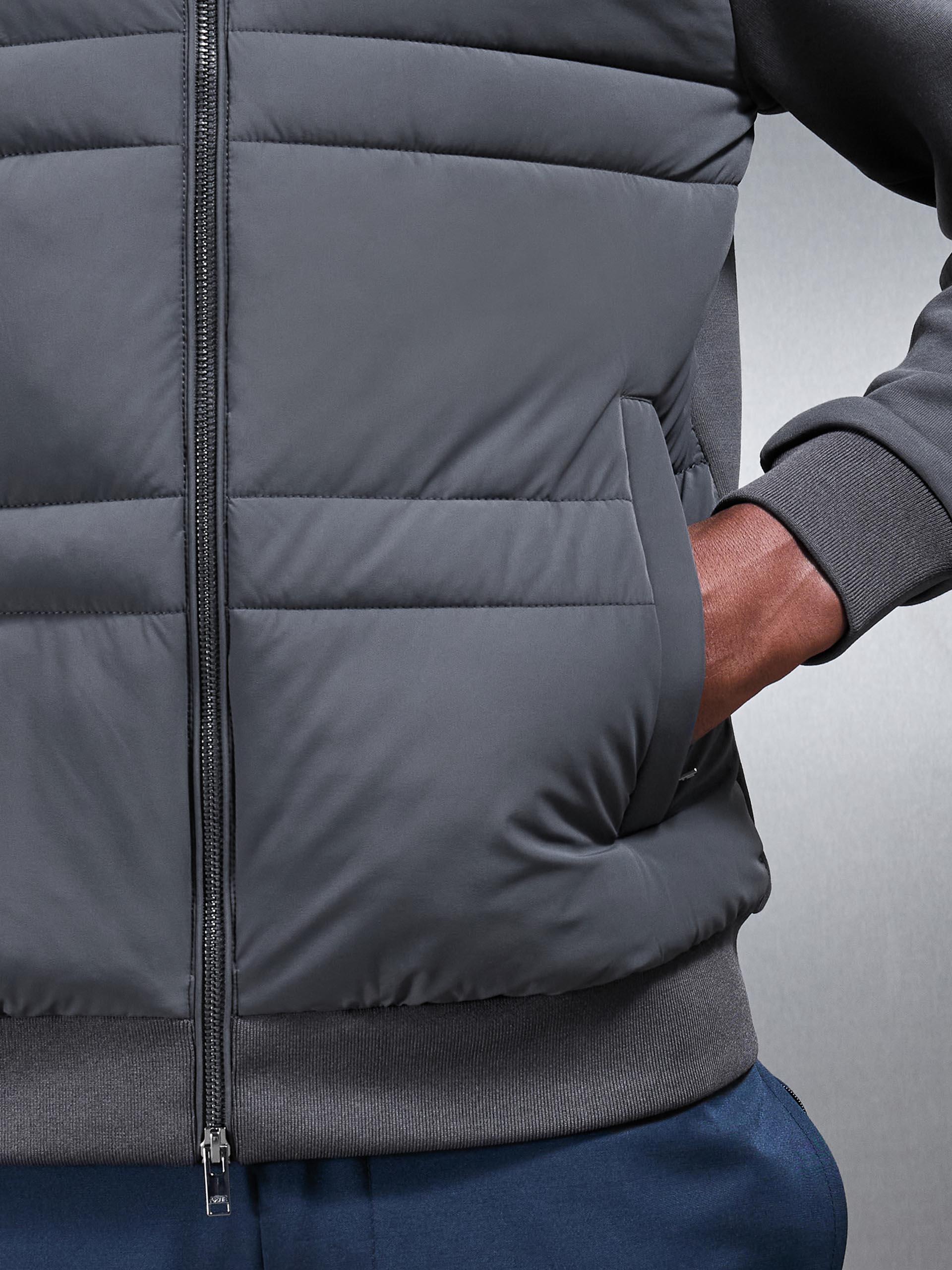 Mens Hybrid Panel Puffer Windbreaker in Grey
