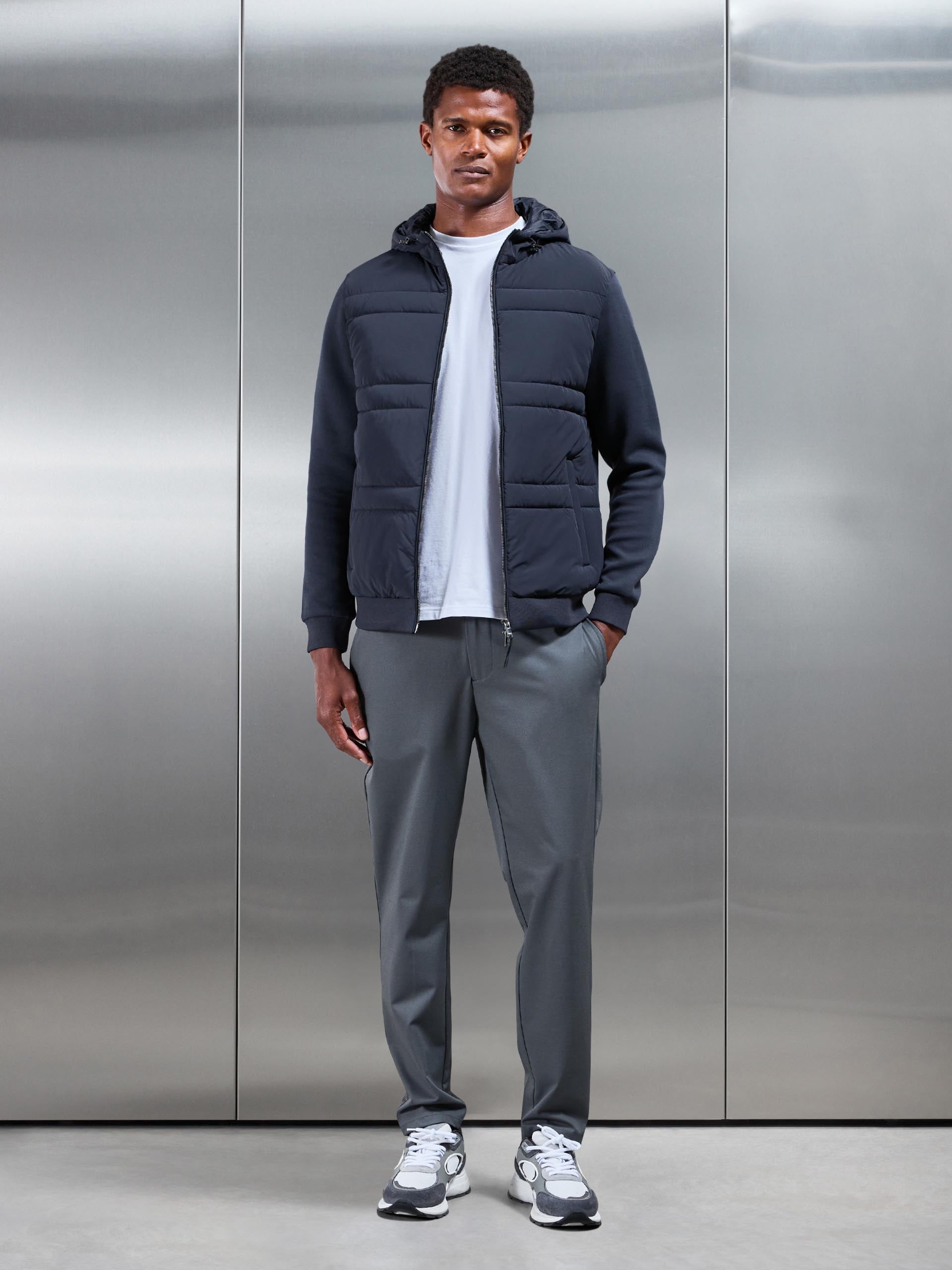 Mens Hybrid Panel Puffer Windbreaker in Navy