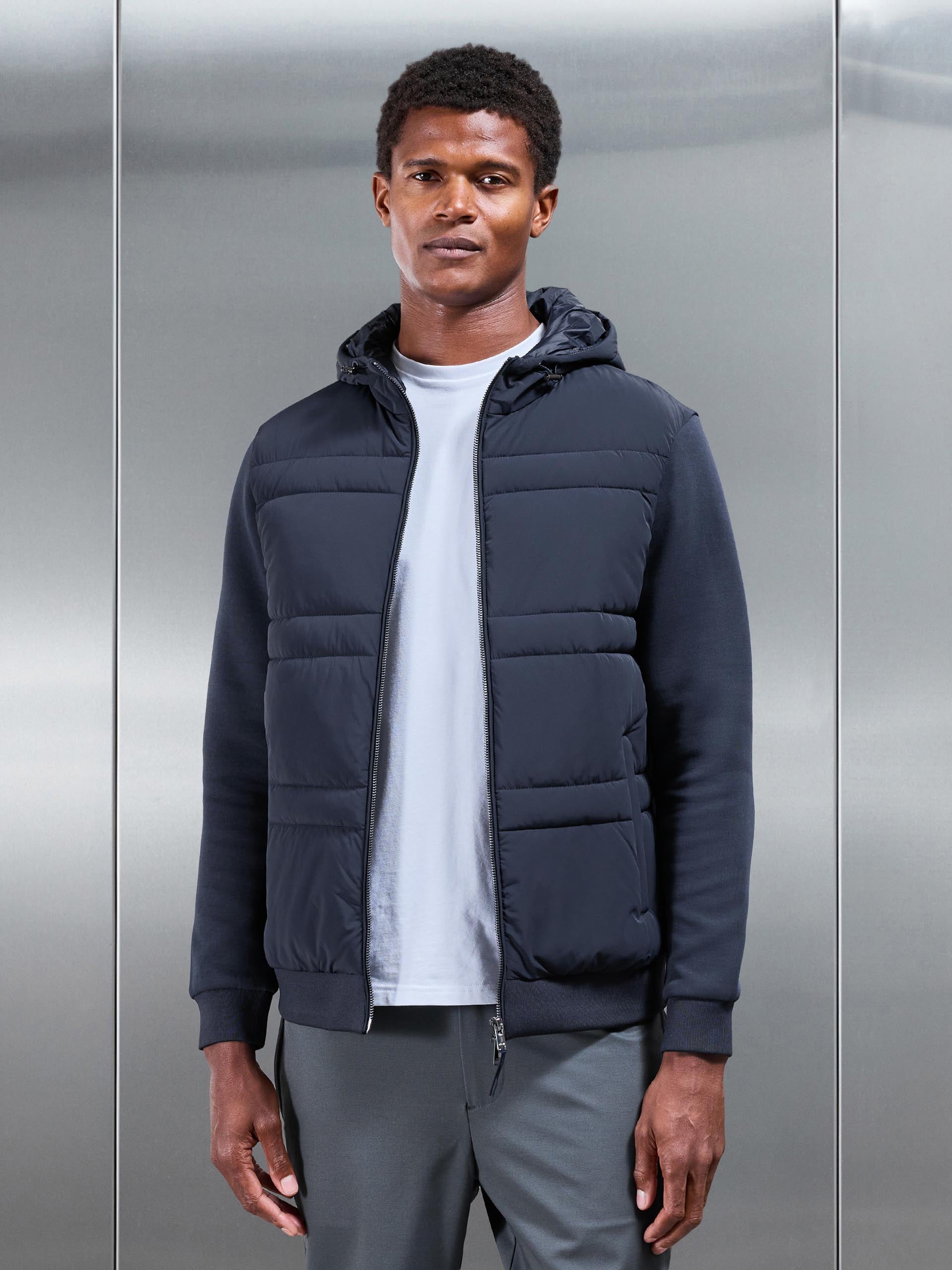 Mens Hybrid Panel Puffer Windbreaker in Navy