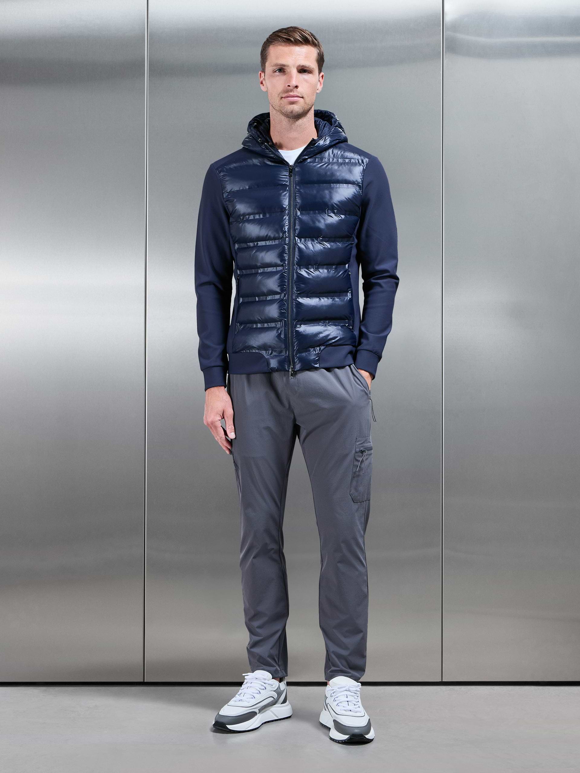 Hybrid Puffer Jacket in Navy