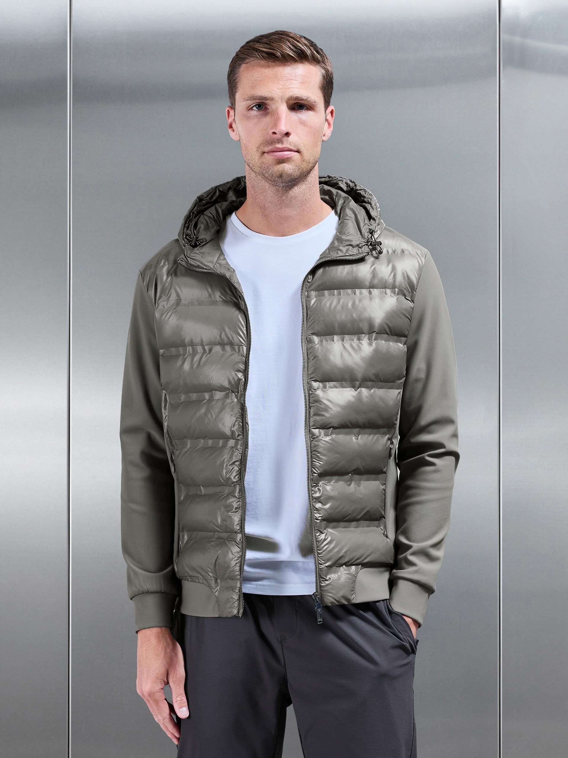 Mens Hybrid Puffer Jacket in Olive