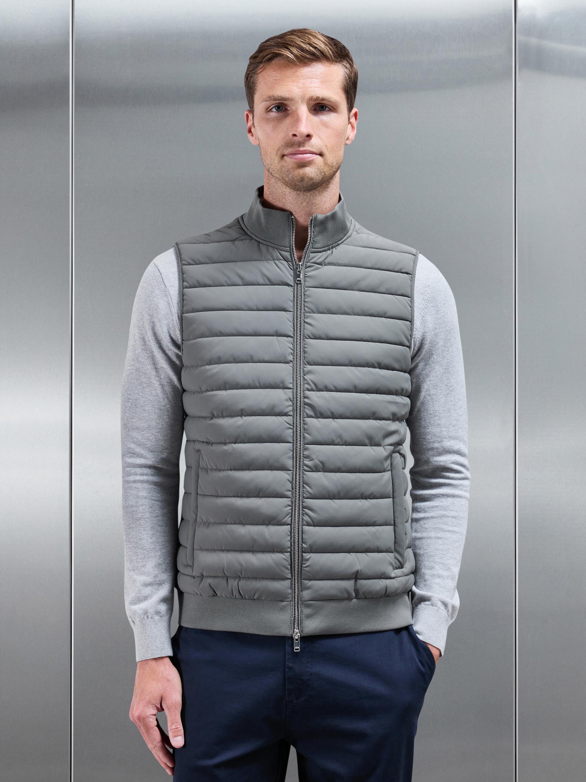 Mens Hybrid Quilted Gilet in Sage