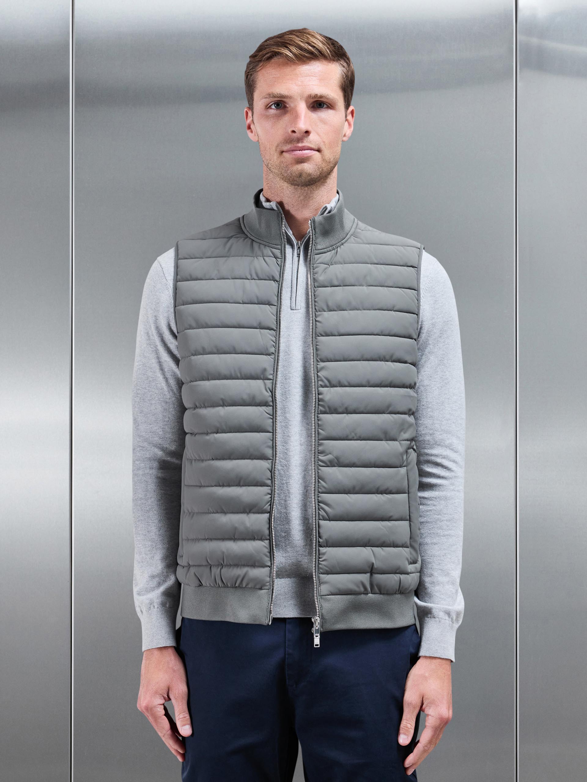 Mens Hybrid Quilted Gilet in Sage