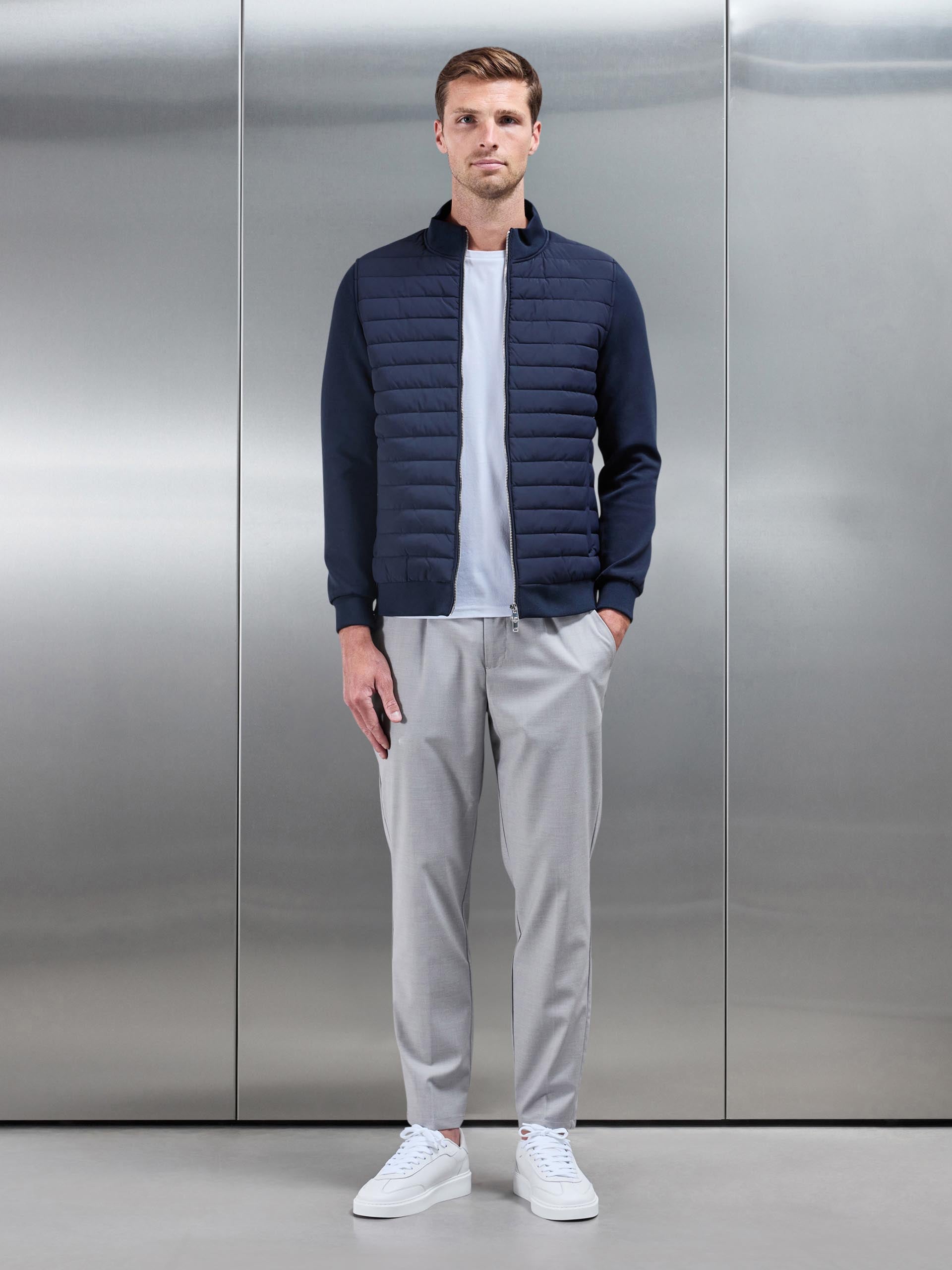 Mens Hybrid Quilted Jacket in Navy