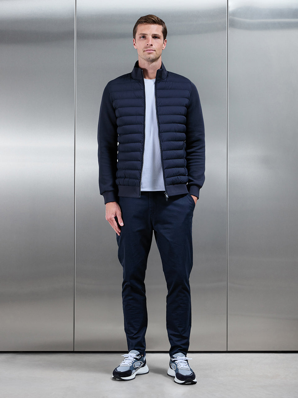 Mens Hybrid Quilted Technical Funnel Neck Jacket in Navy