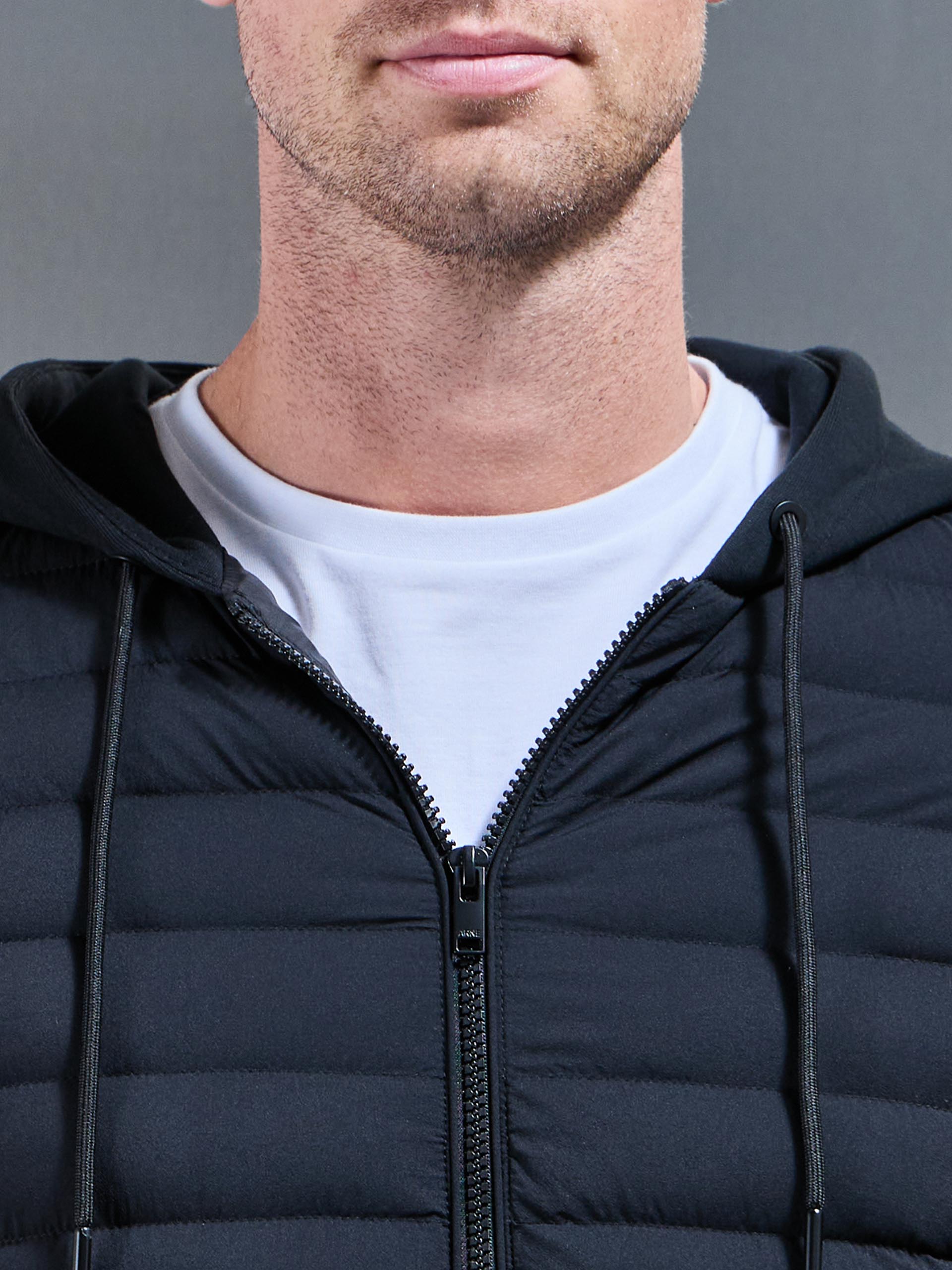 Mens Hybrid Quilted Technical Windbreaker in Black