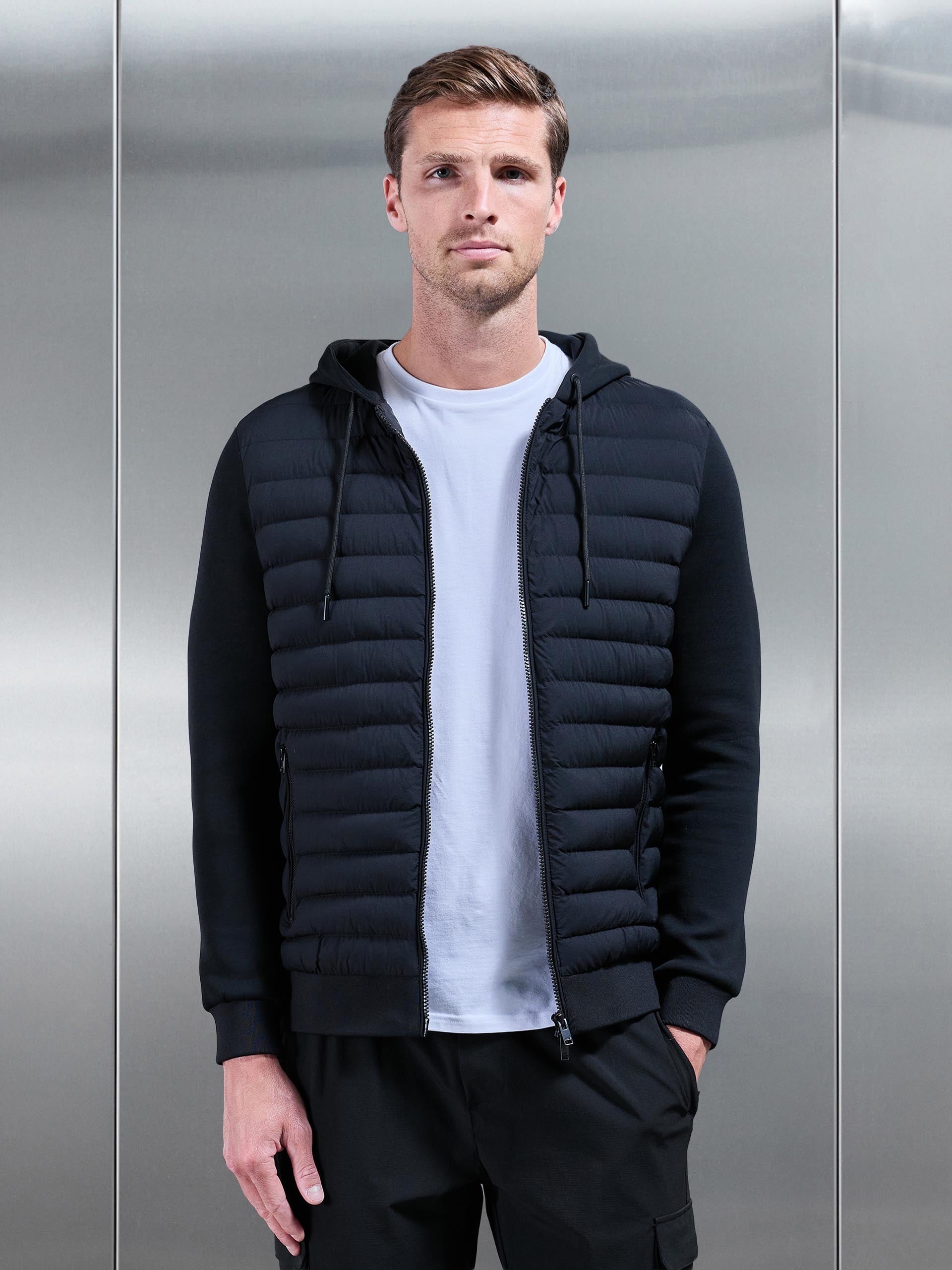 Mens Hybrid Quilted Technical Windbreaker in Black
