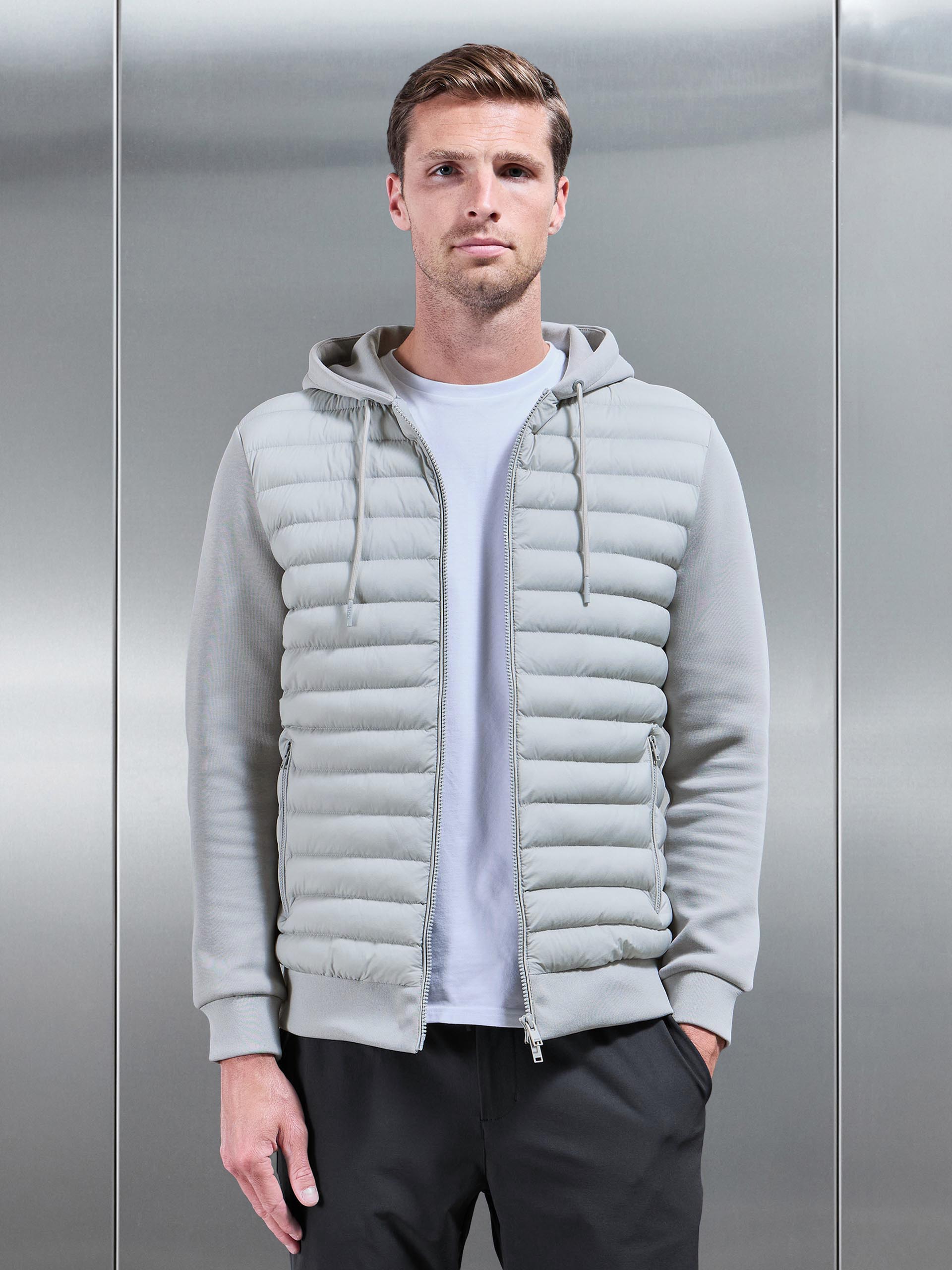 Mens Hybrid Quilted Technical Windbreaker in Mid Grey