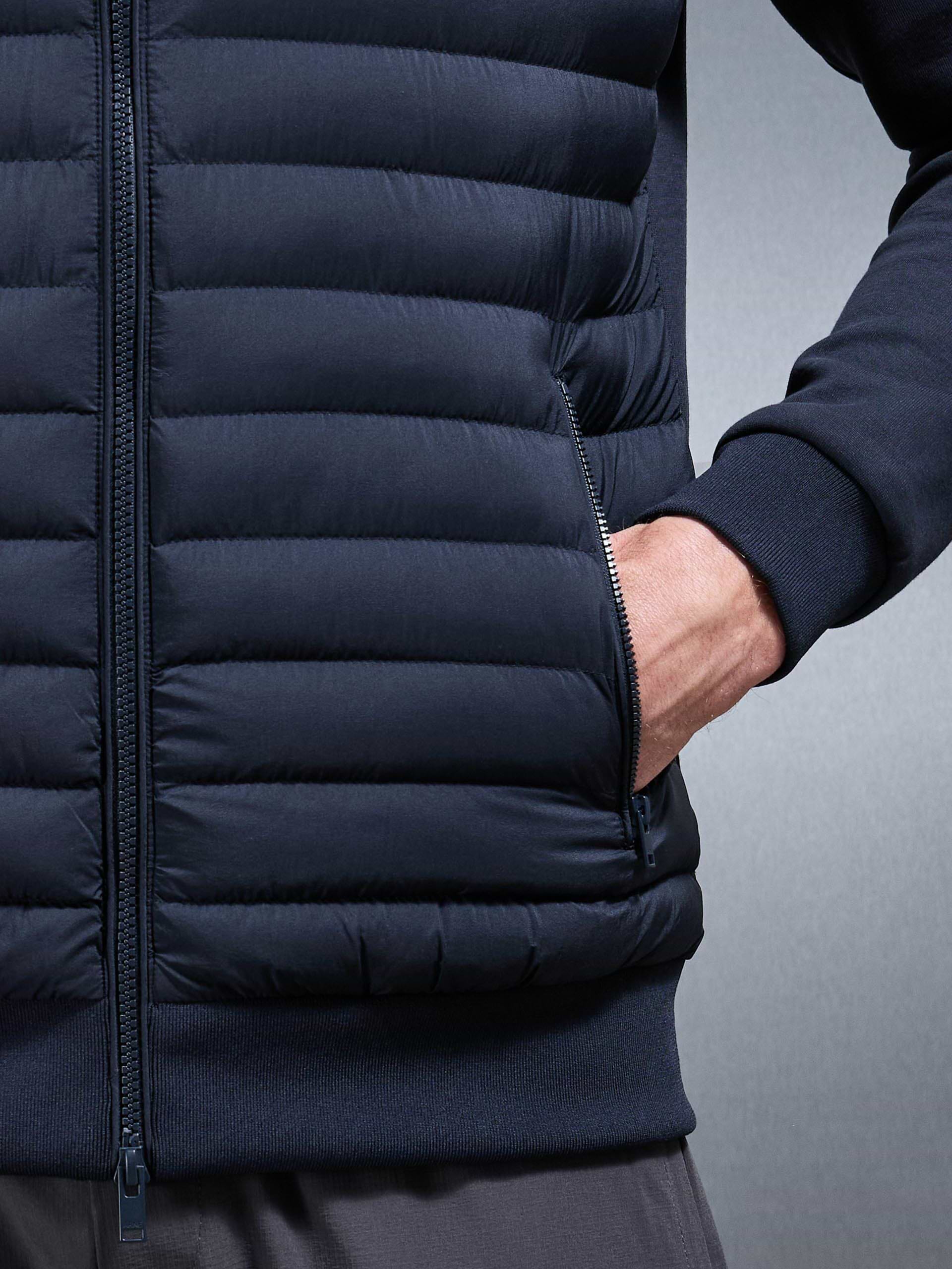 Hybrid Quilted Technical Windbreaker in Navy