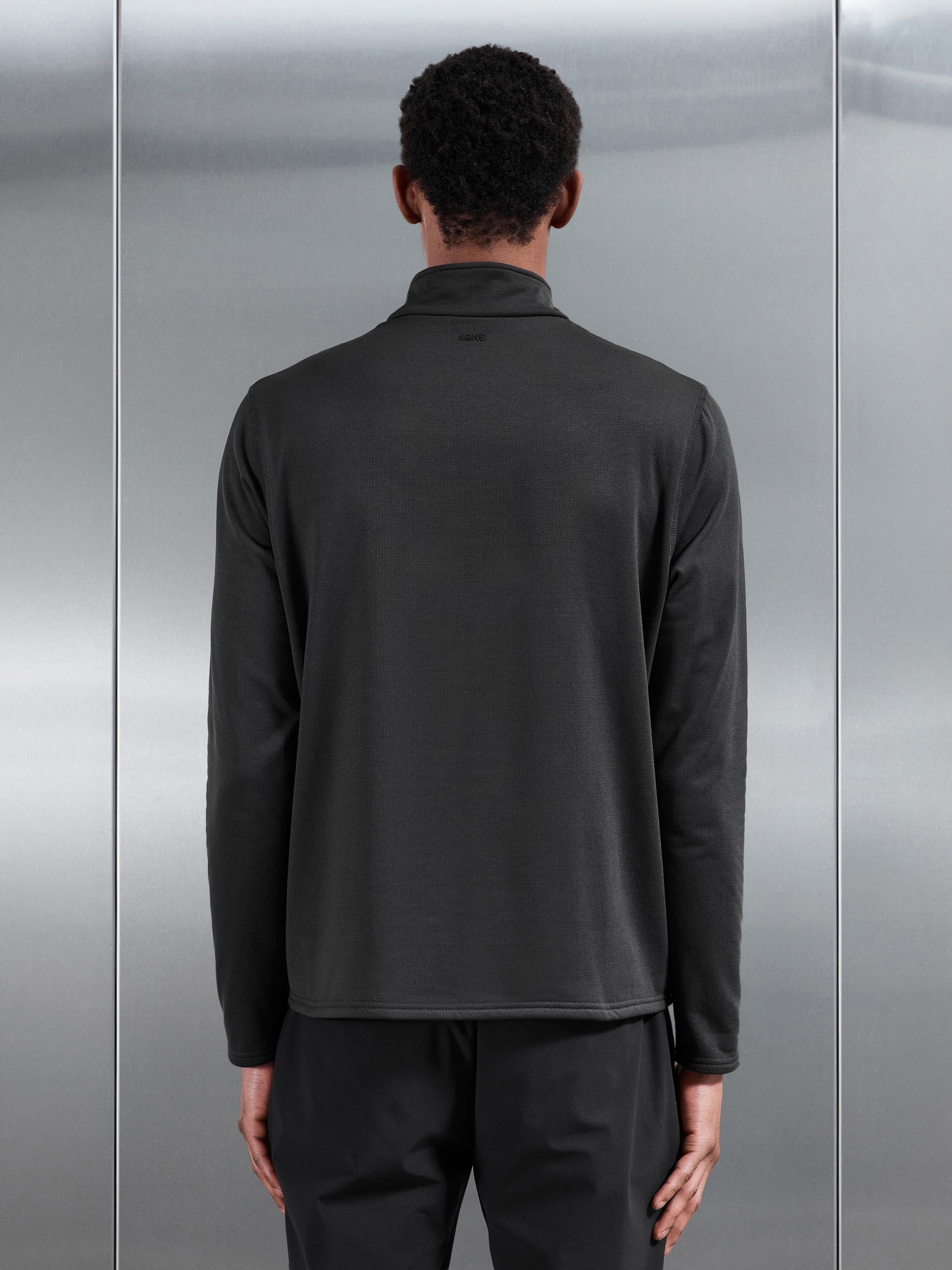 Mens Insulating Golf Mid Layer in Grey