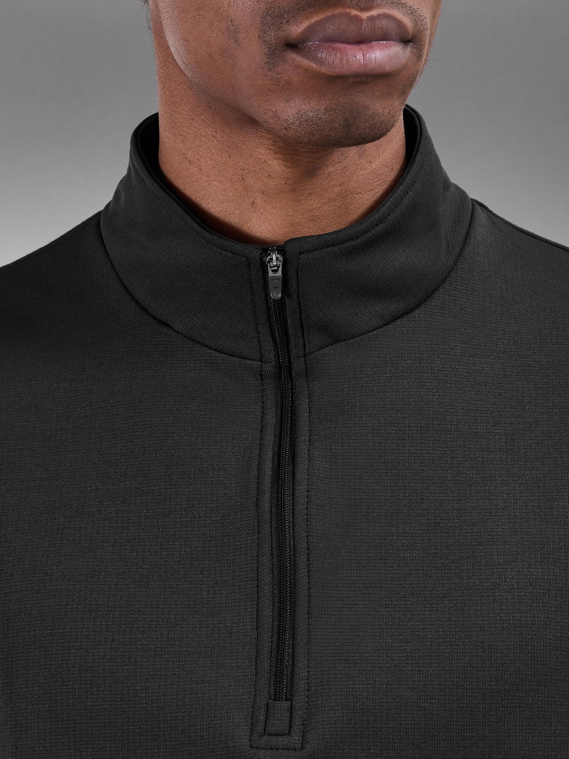 Mens Insulating Golf Mid Layer in Grey