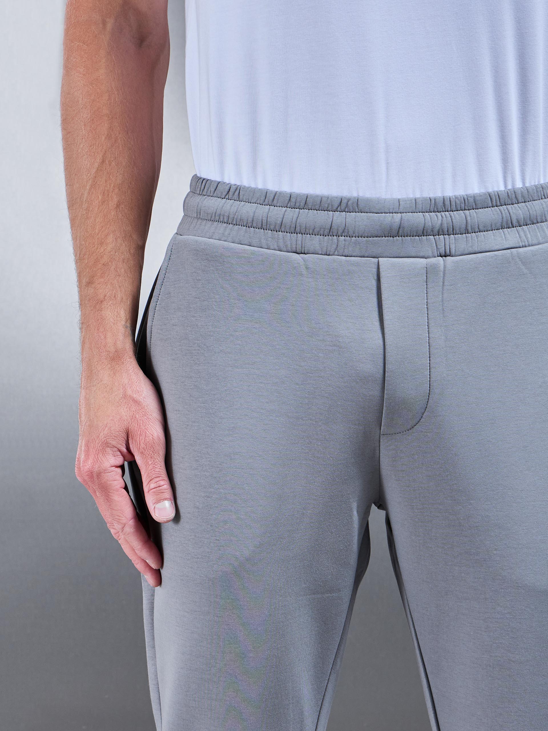 Mens Interlock Jersey Essential Jogger in Grey