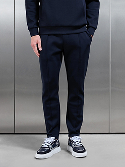 Mens Interlock Jersey Tapered Jogger in Navy