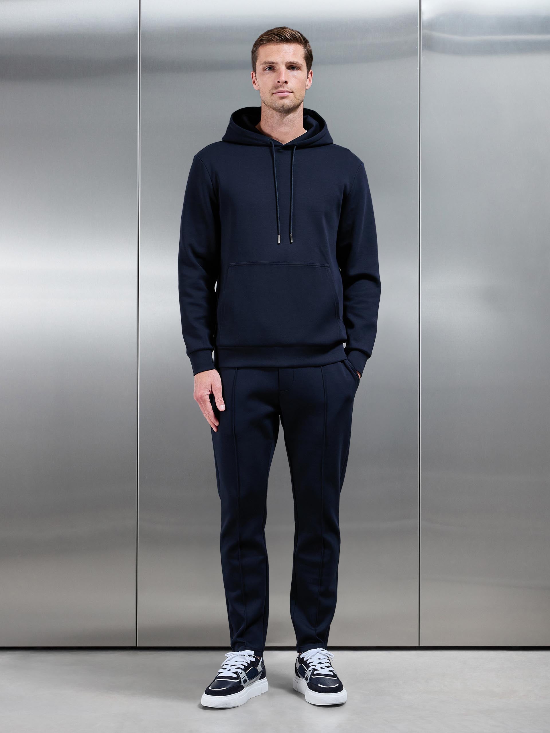 Mens Interlock Jersey Tapered Jogger in Navy