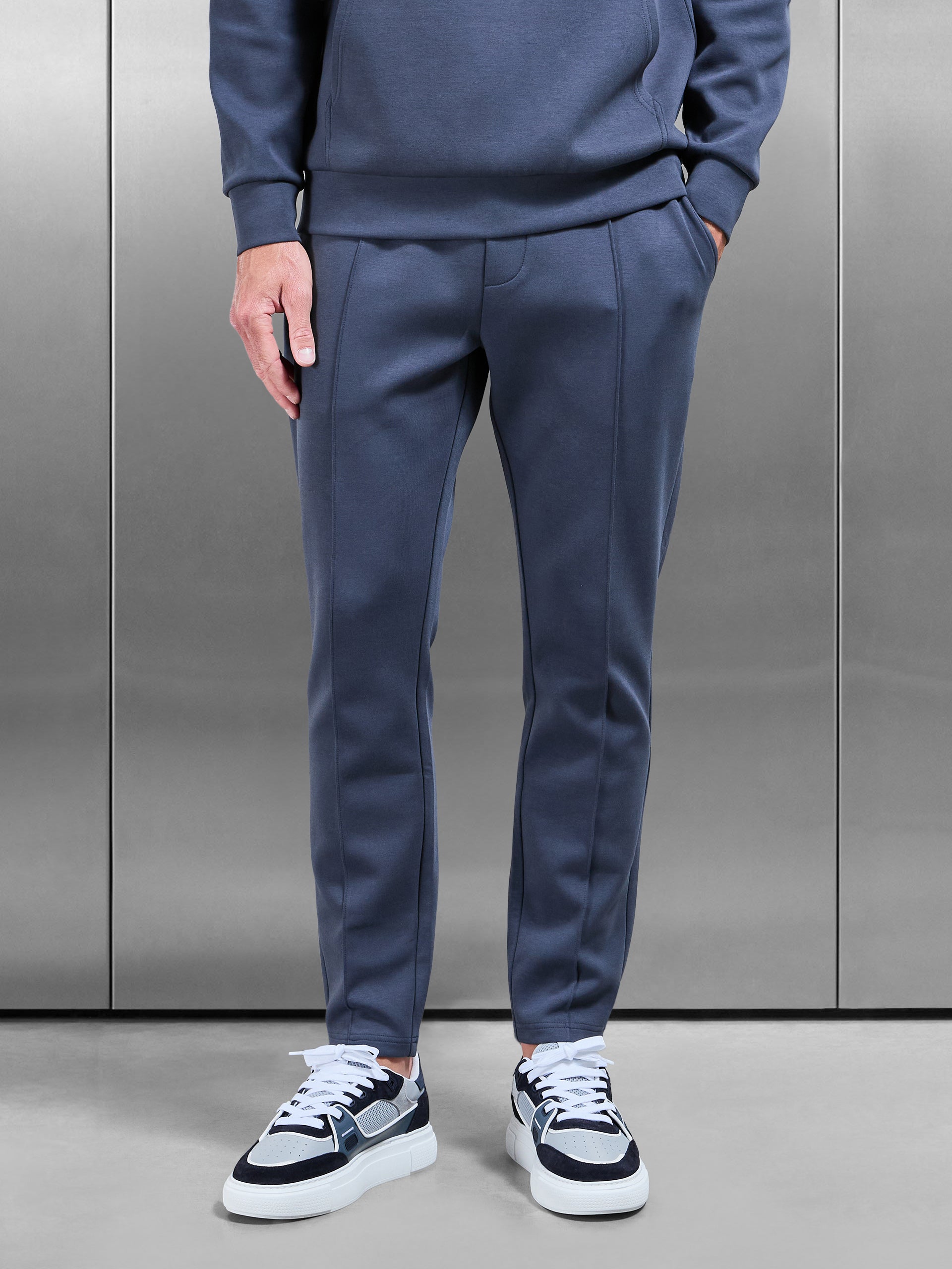 Mens Interlock Jersey Tapered Jogger in Slate Blue