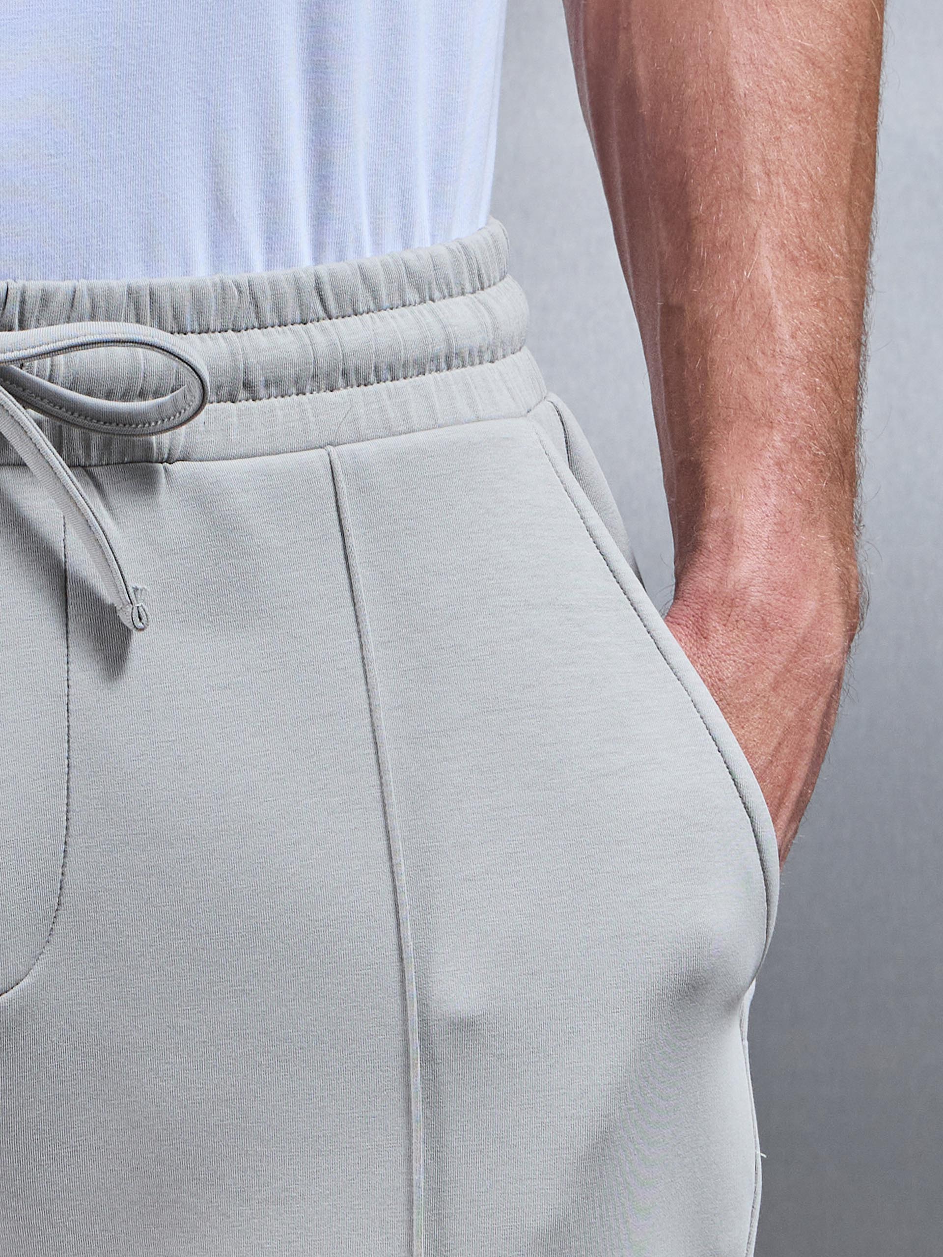 Mens Interlock Jersey Tapered Jogger in Stone