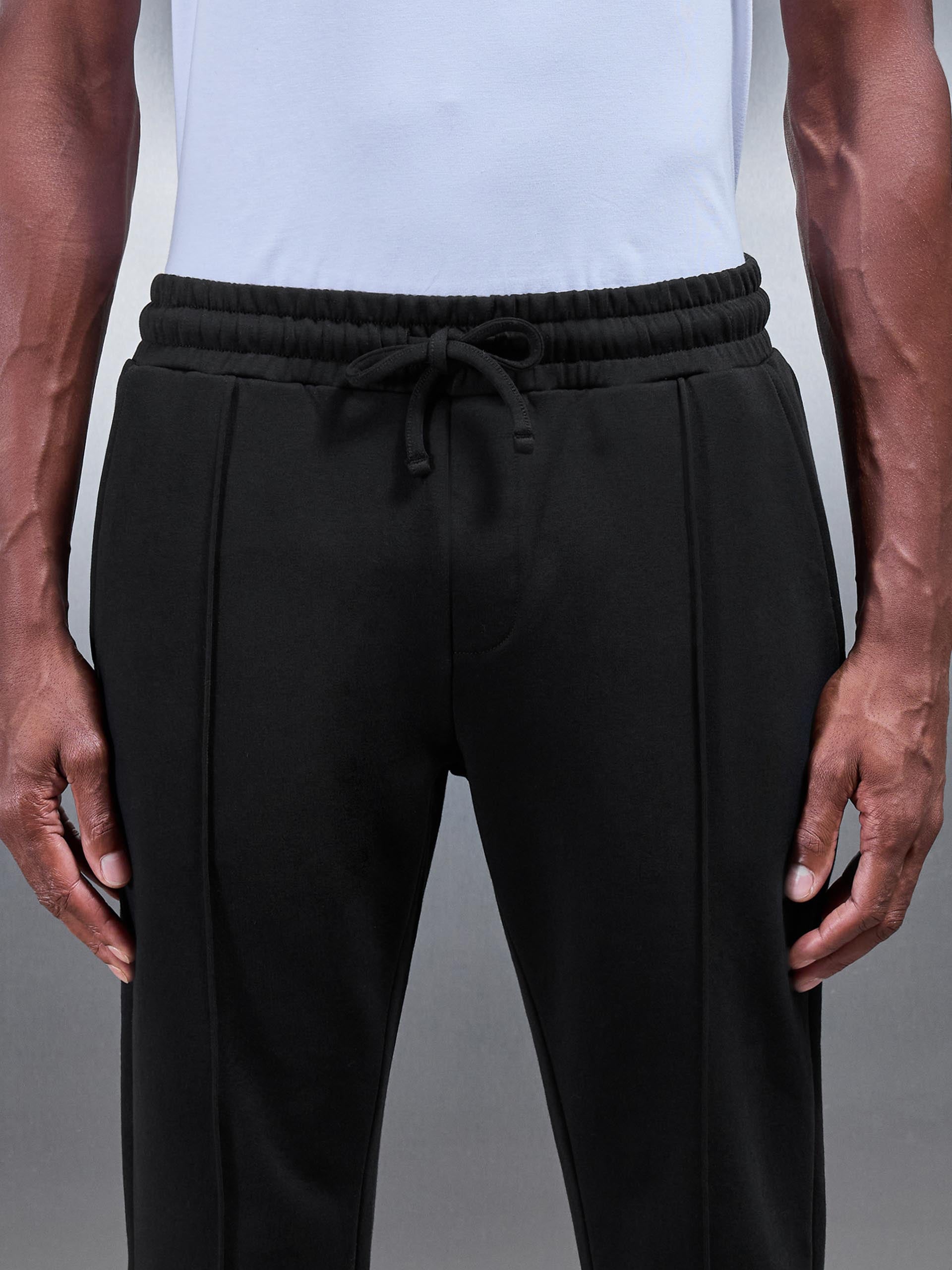 Mens Jersey Jogger in Black