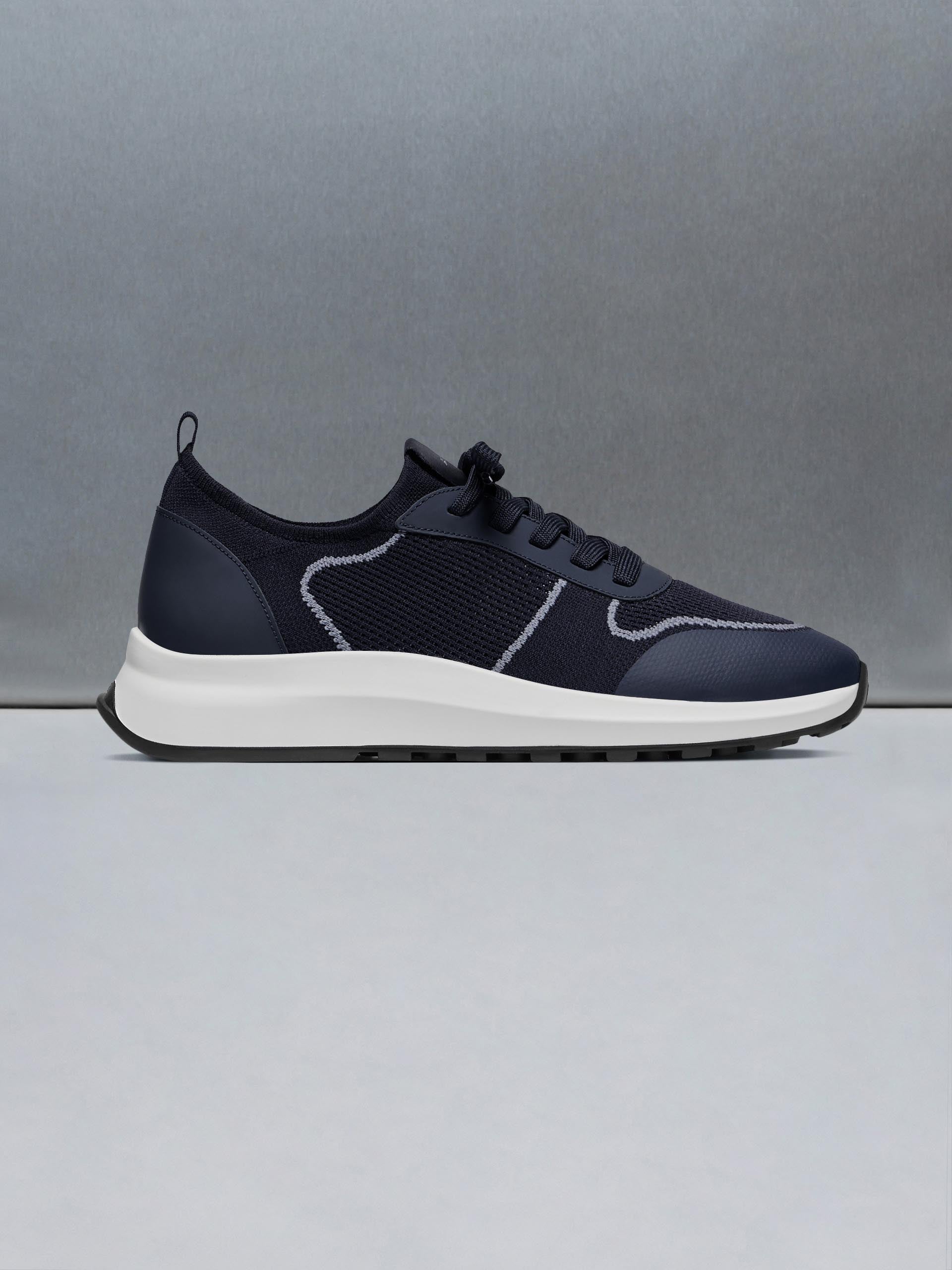 Mens Knitted Runner in Navy