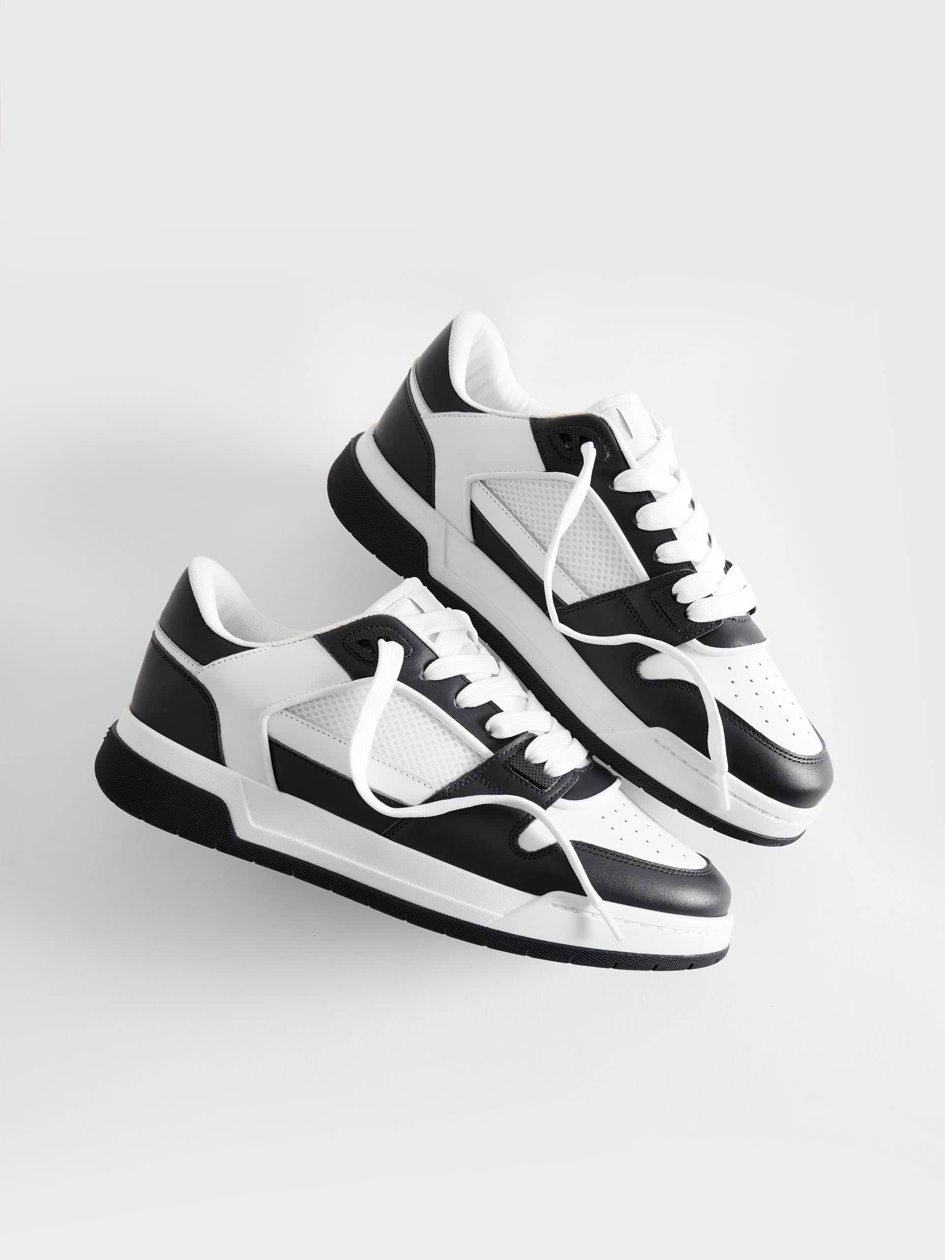 Mens Leather Basket Trainer in White Black